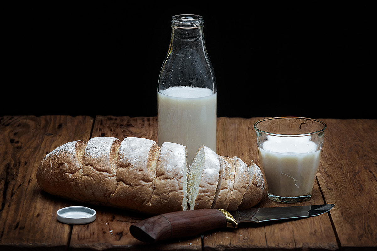 Canon EF-S 17-85mm F4-5.6 IS USM sample photo. Завтрак студента/student breakfast photography
