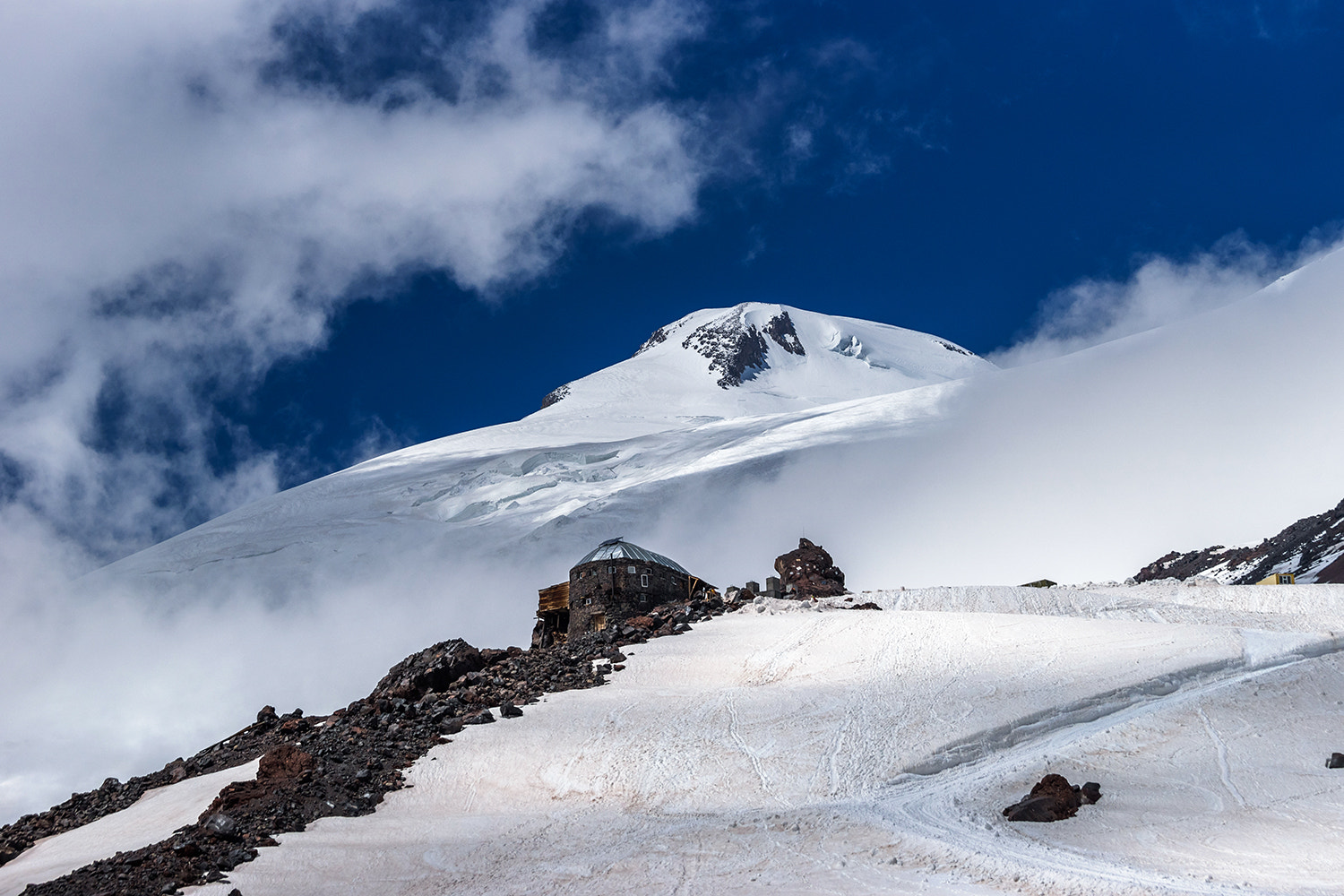 Sony a99 II + Sony 70-400mm F4-5.6 G SSM sample photo. Refuge of the 11 photography