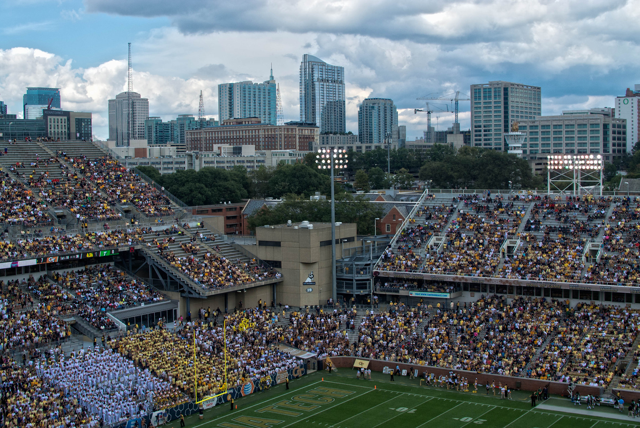 Nikon 1 Nikkor 18.5mm F1.8 sample photo. Georgia tech photography