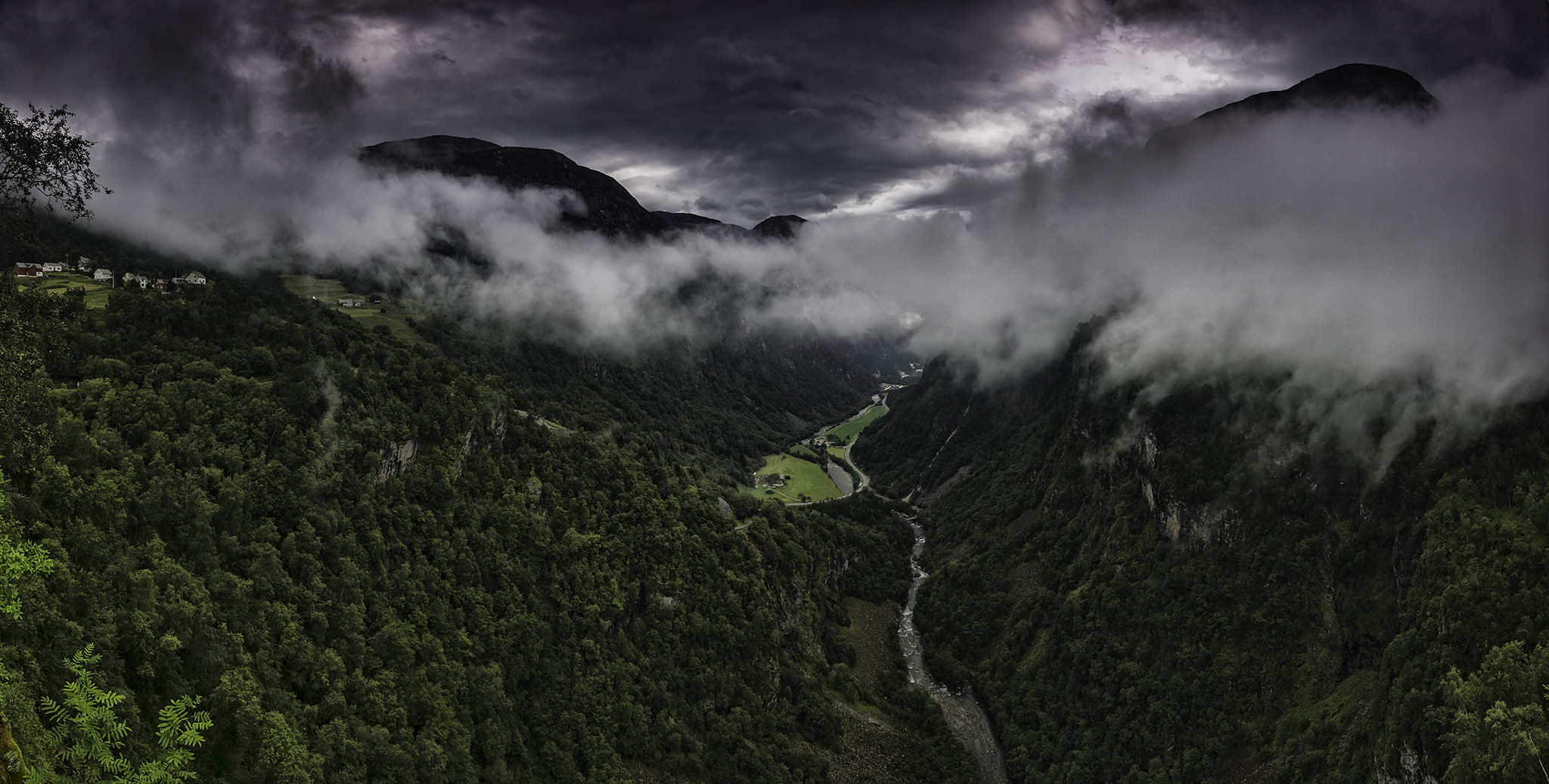 Sony SLT-A65 (SLT-A65V) + 17-50mm F2.8 sample photo. Stalheim panorama photography