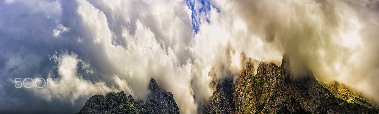 Sony SLT-A65 (SLT-A65V) sample photo. Rocks in the clouds. photography