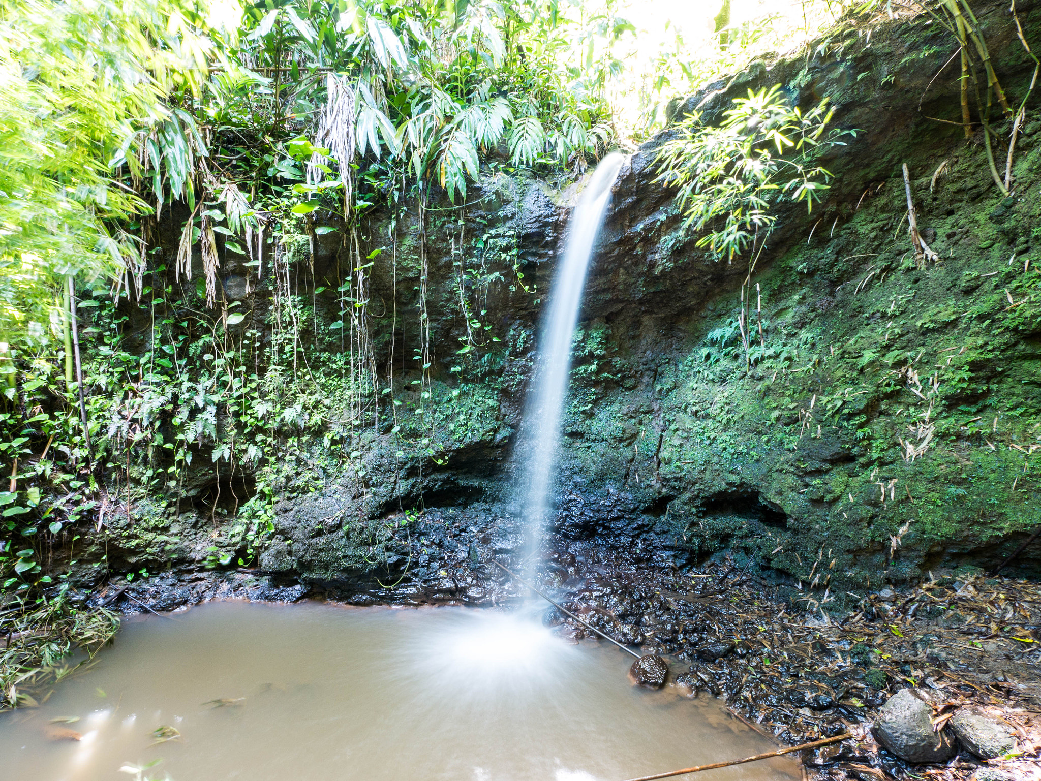 Panasonic Lumix DMC-G7 + Panasonic Lumix G Vario 7-14mm F4 ASPH sample photo. Mini waterfall photography