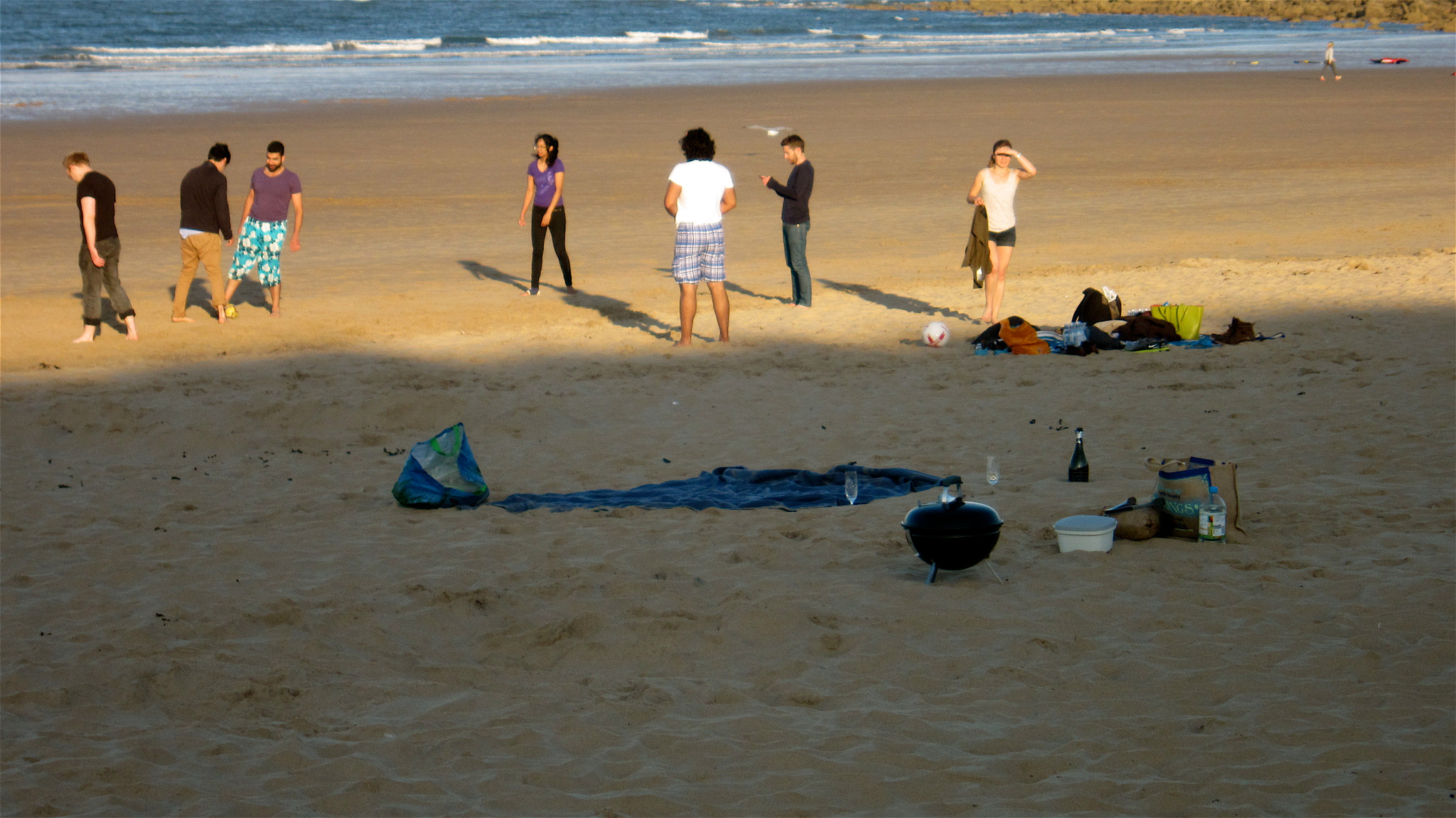 Canon PowerShot SD4000 IS (IXUS 300 HS / IXY 30S) sample photo. Some people bring their own barbecues down to the beach and have glasses of champagne....... photography