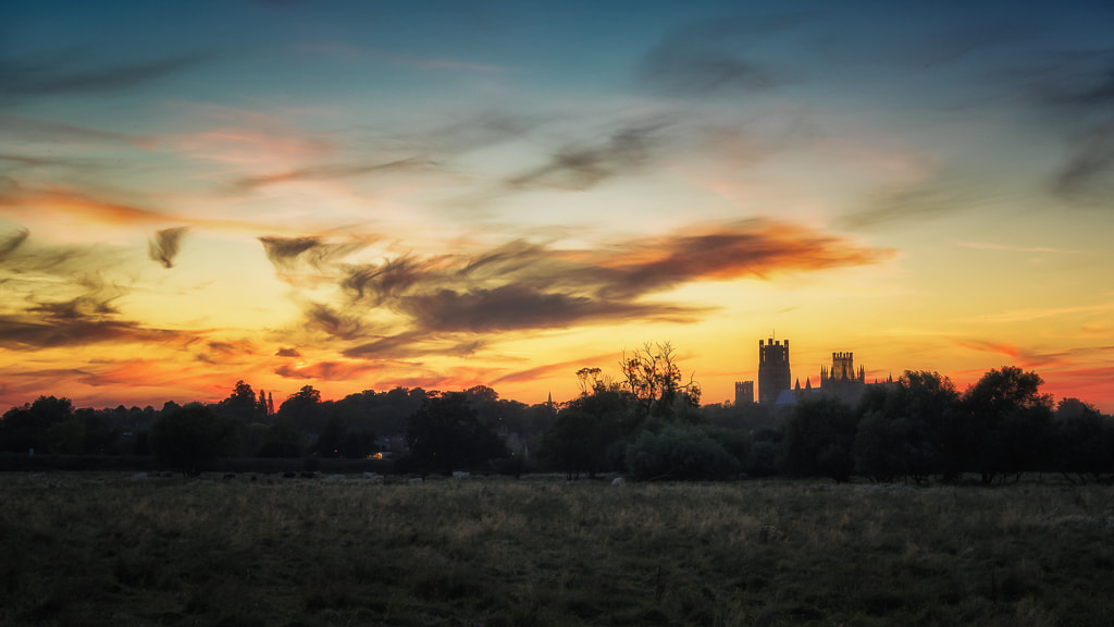 Sony a7 + E 50mm F1.4 sample photo. Ely sunset photography