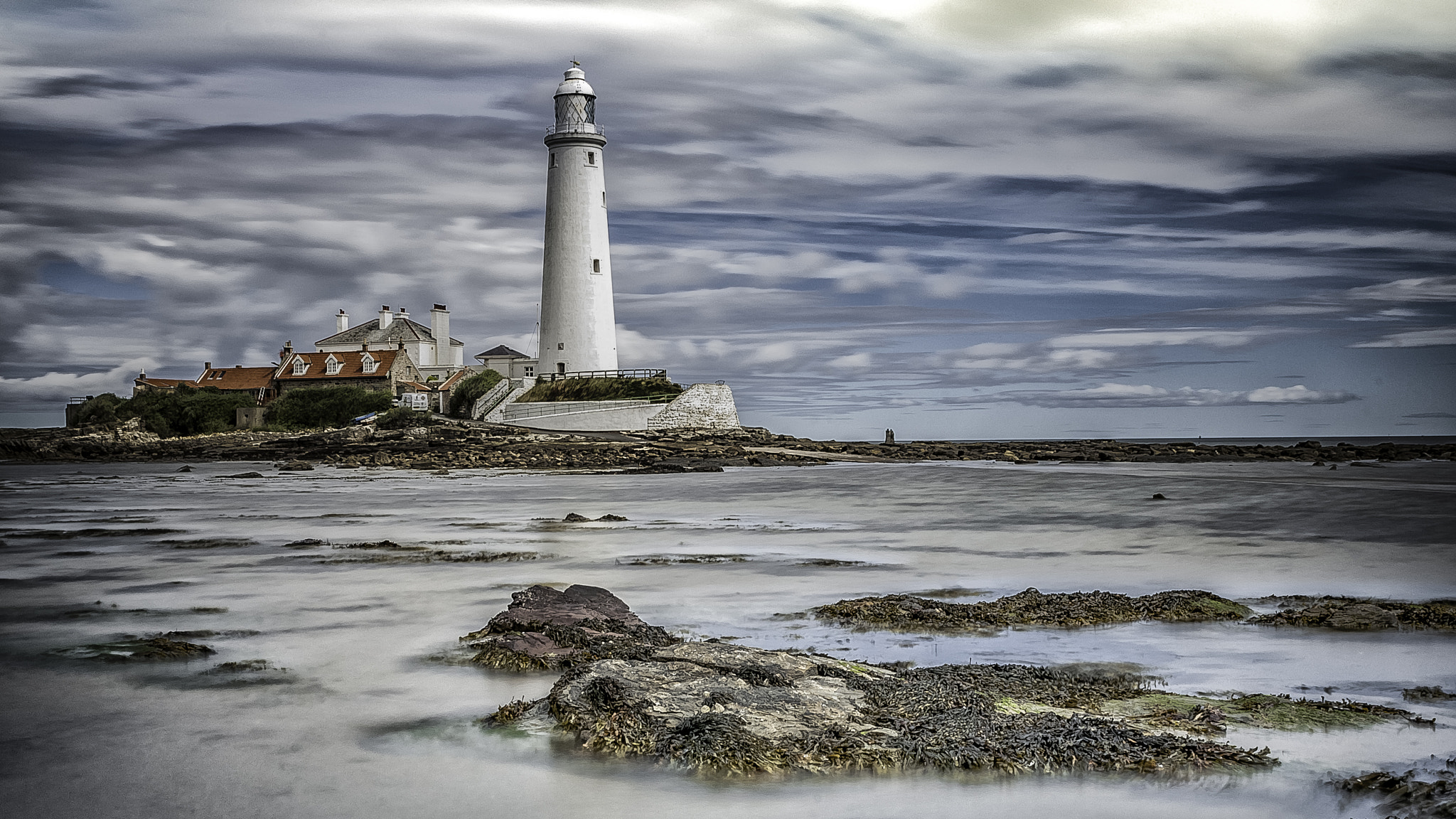 Nikon D300S + Tamron SP 24-70mm F2.8 Di VC USD sample photo. St.mary's lighthouse photography