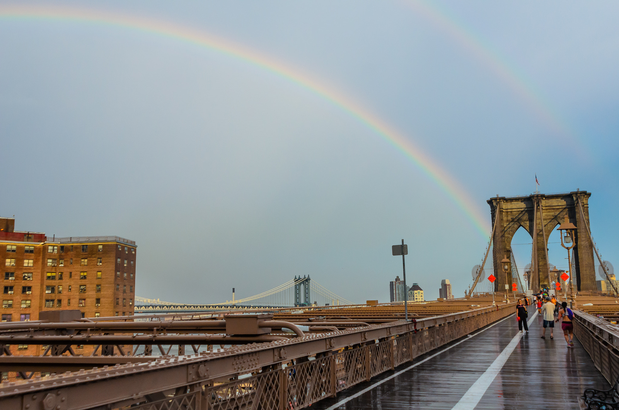 AF Zoom-Nikkor 24-120mm f/3.5-5.6D IF sample photo. Double rainbow on brooklyn bridge photography