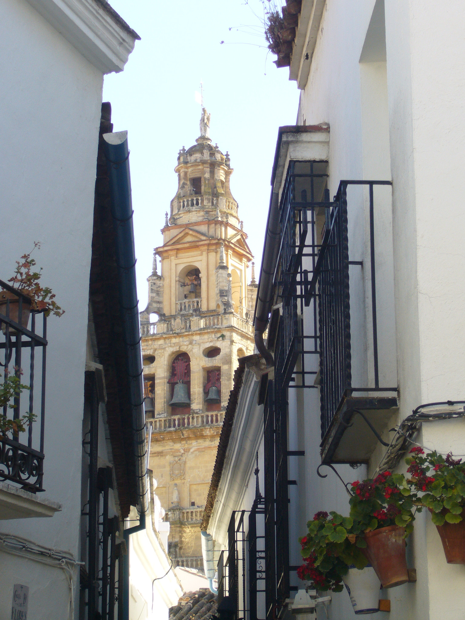 Panasonic DMC-FX9 sample photo. Heat and culture cordoba photography