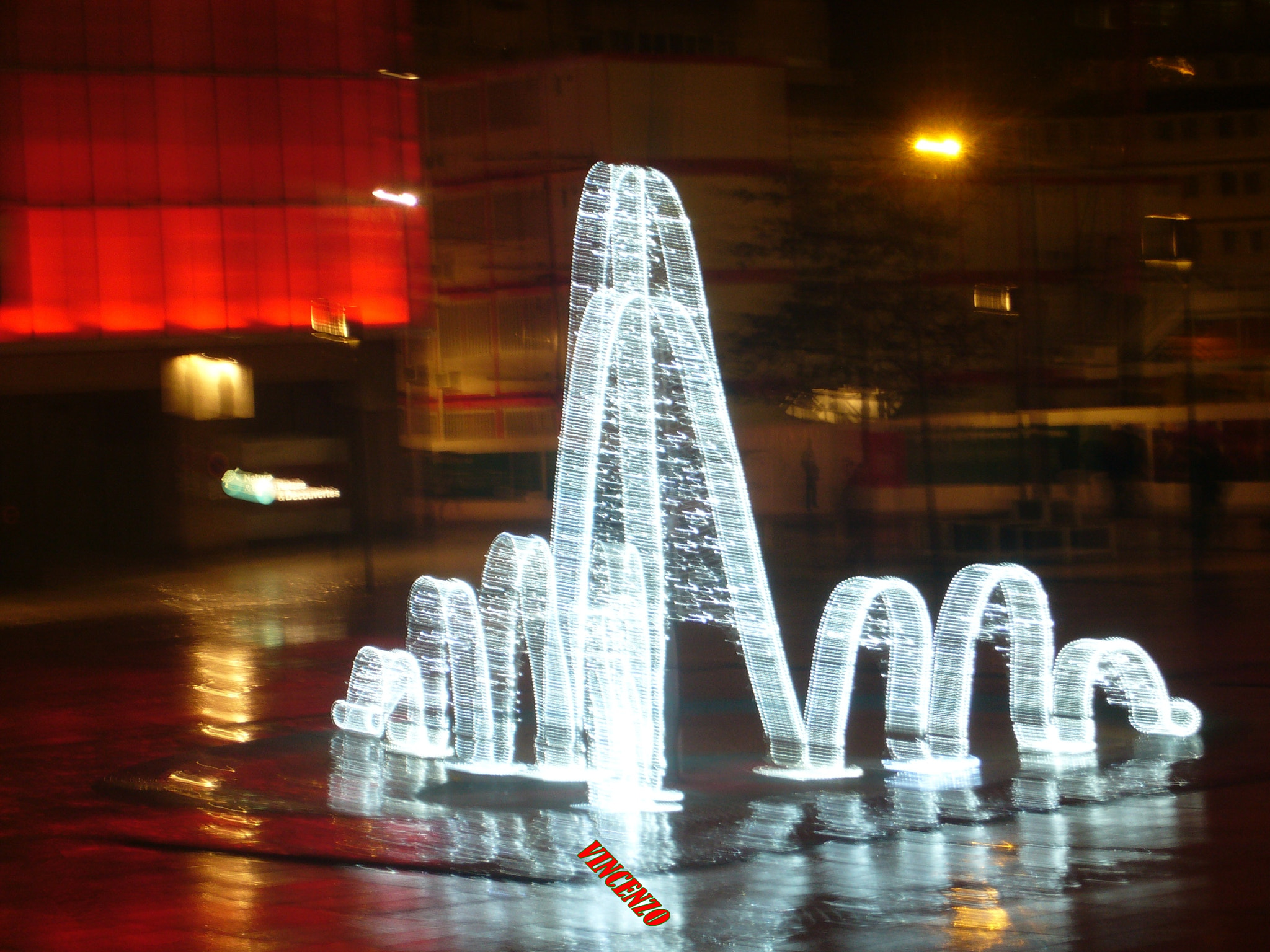 Panasonic DMC-FX9 sample photo. Unexpected winter & lights photography