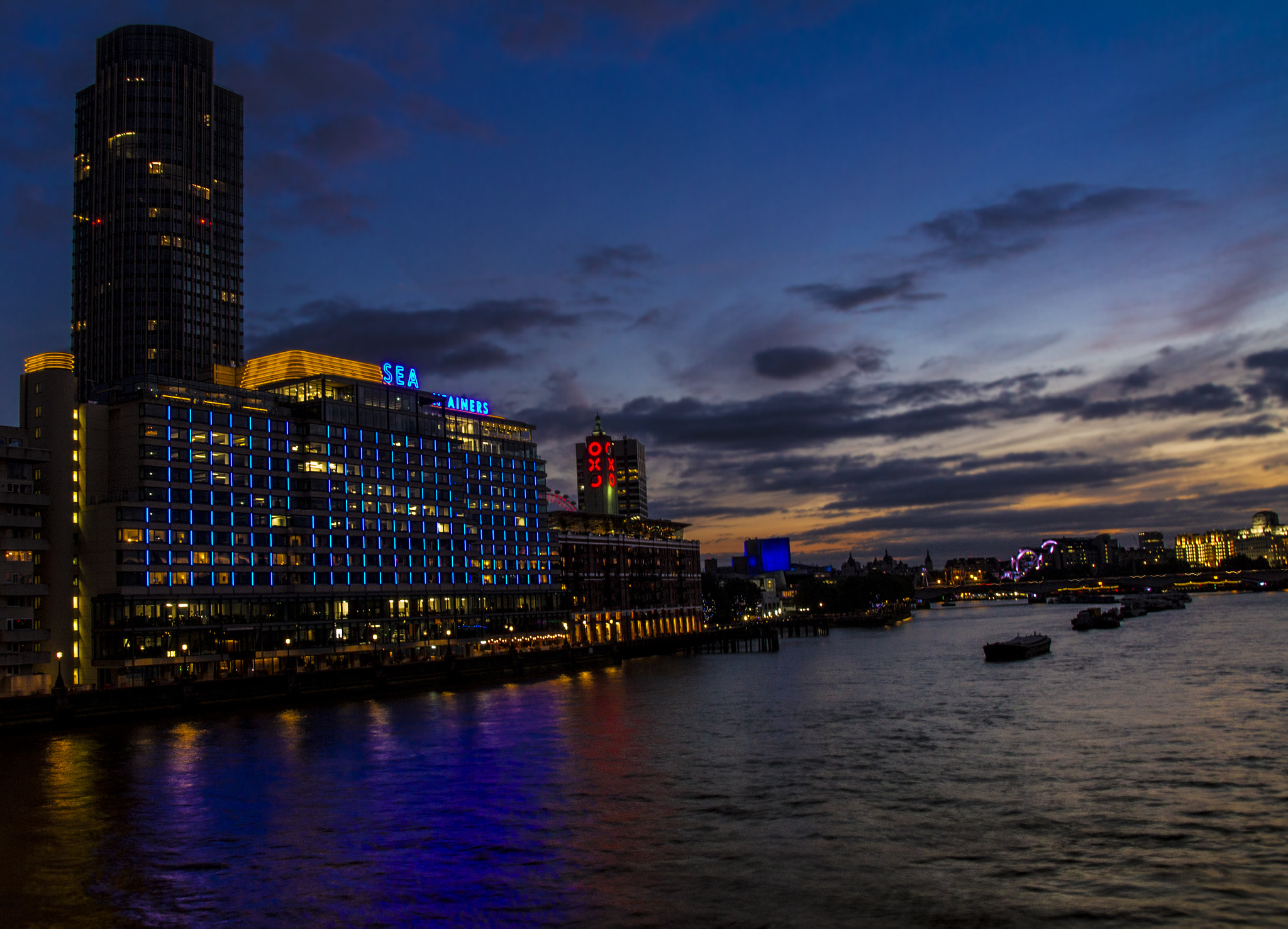 Sigma 17-70mm F2.8-4 DC Macro OS HSM sample photo. London photography