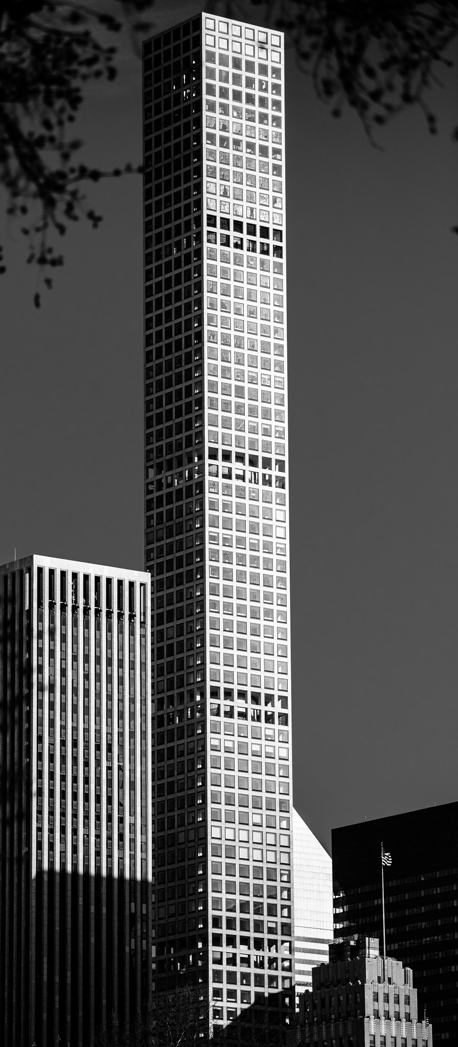 Canon EF 70-200mm F2.8L USM sample photo. 432 park ave. photography