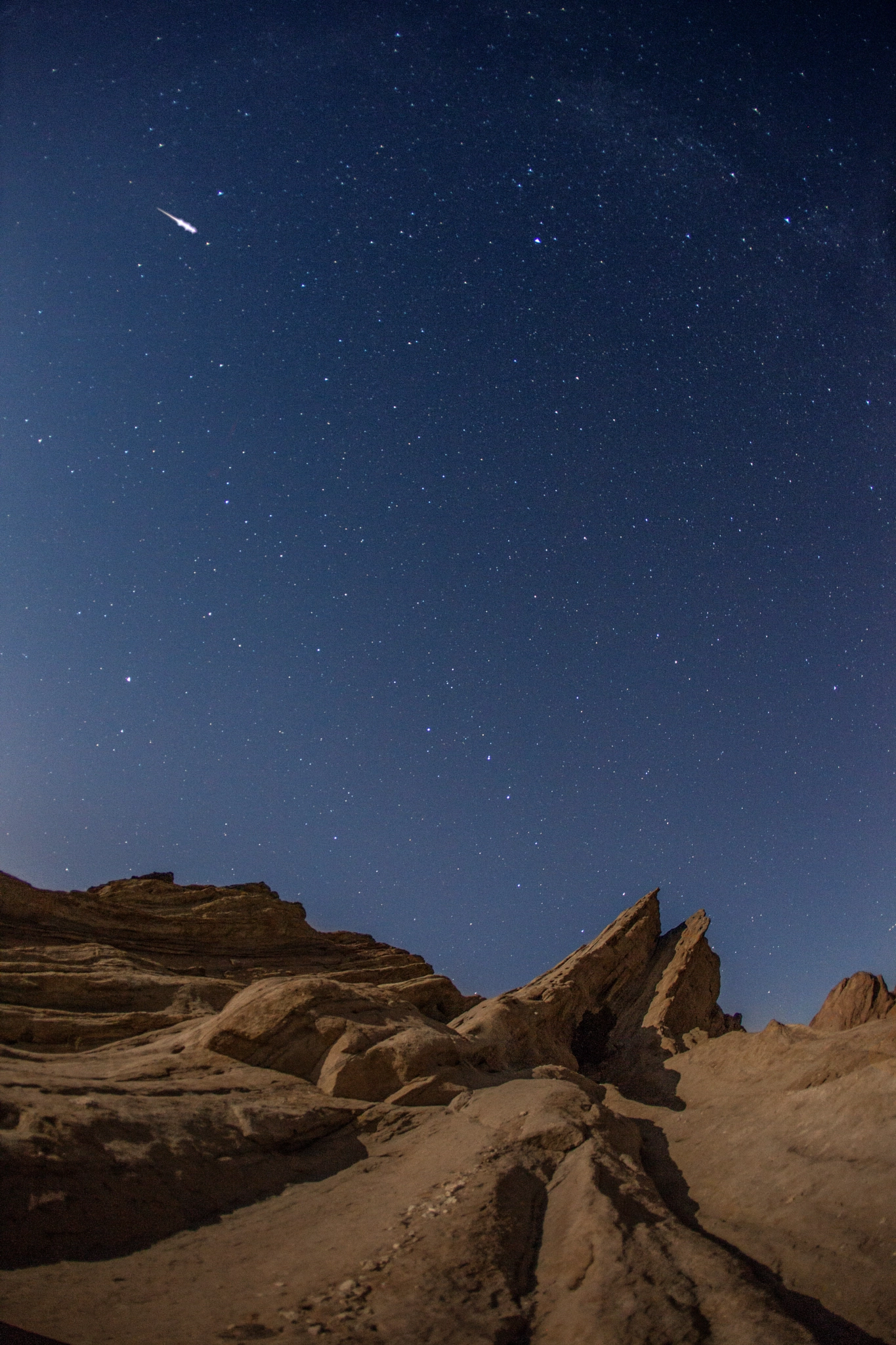 Canon EF 15mm F2.8 Fisheye sample photo. Star scape at vasquez rocks photography