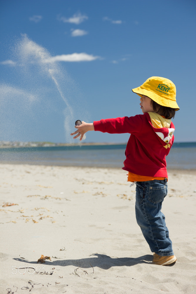 Sigma 18-50mm f/2.8 Macro sample photo. A day at the beach photography