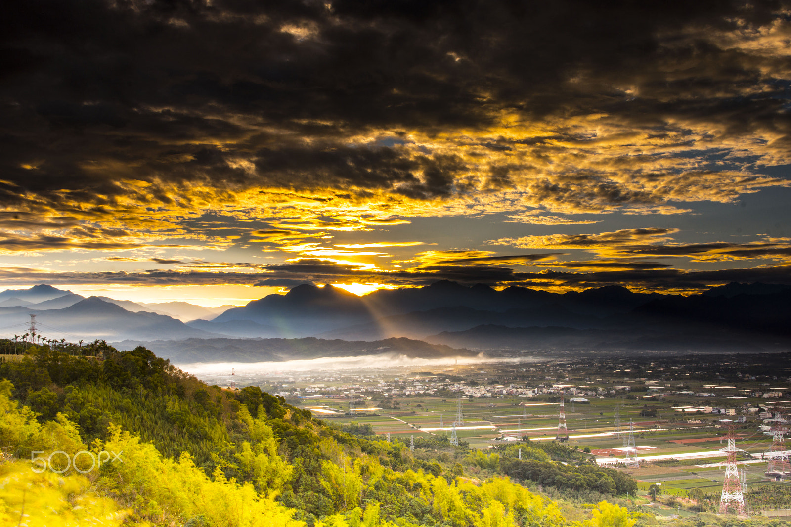 Sony SLT-A77 sample photo. 橫山仙境曙光 photography