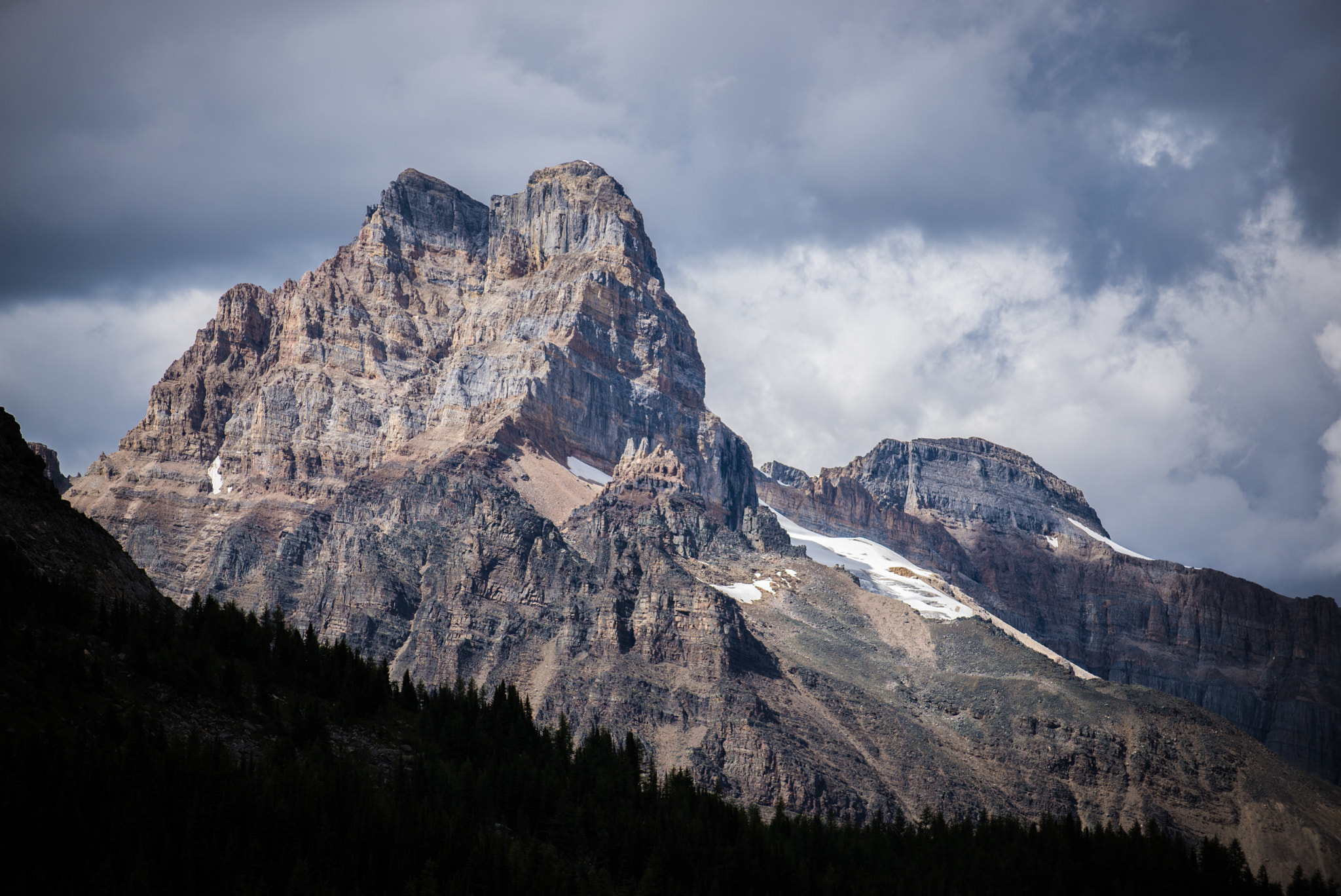 AF-S Zoom-Nikkor 80-200mm f/2.8D IF-ED sample photo. Lake o'hara photography