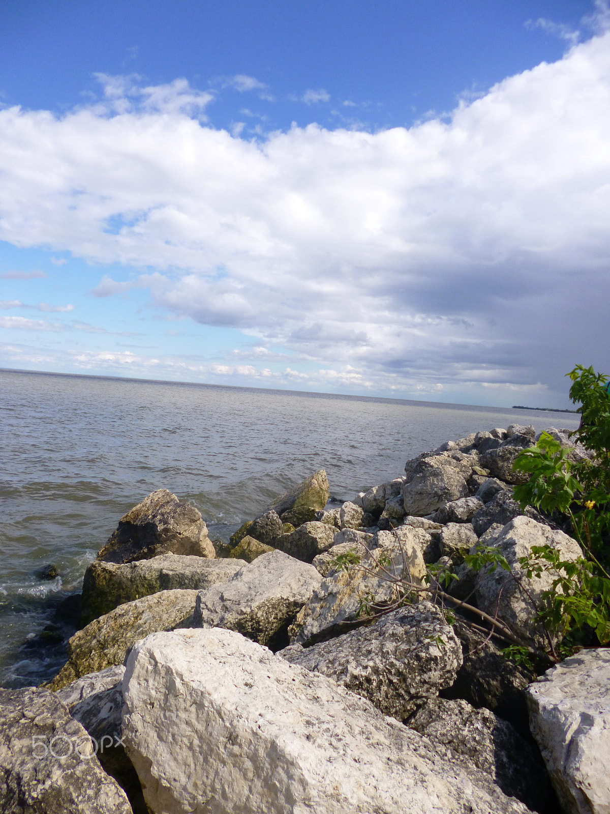 Panasonic DMC-FH8 sample photo. Lake winnipeg photography