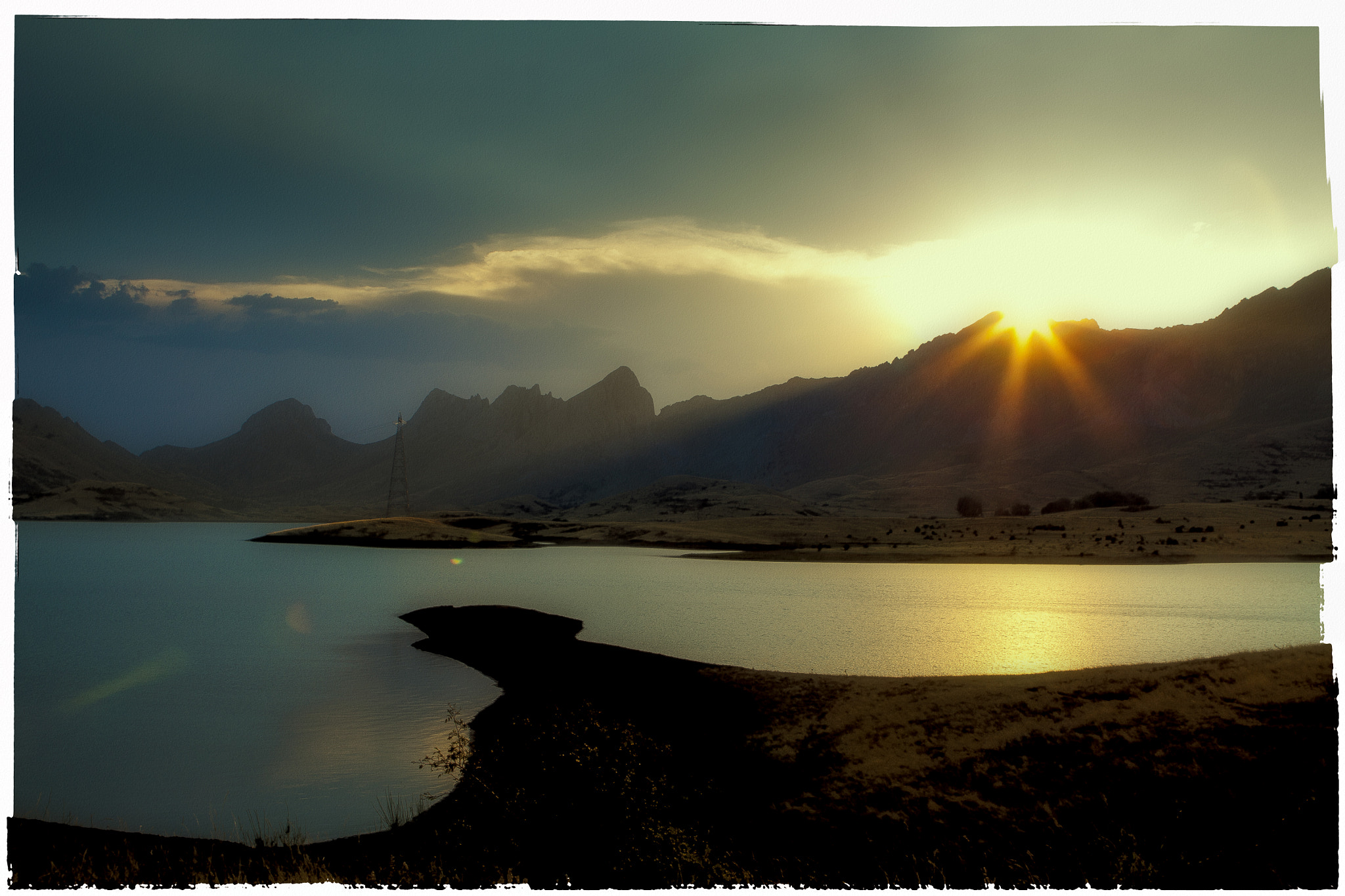 Canon EOS 50D + Canon EF 24-70mm F2.8L USM sample photo. Sunset in the swamp,leon,spain photography