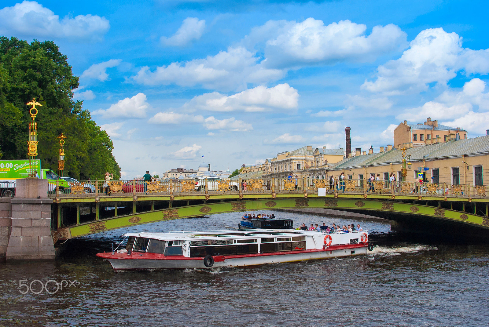 Nikon D3000 sample photo. Passenger ship under bridge photography