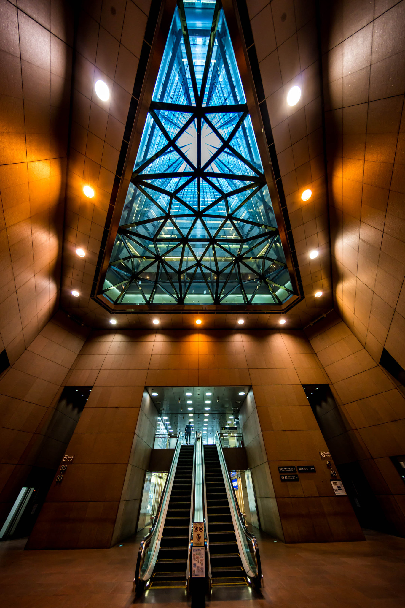 Sony a7R II + Voigtlander HELIAR-HYPER WIDE 10mm F5.6 sample photo. Dsc05399.jpg photography