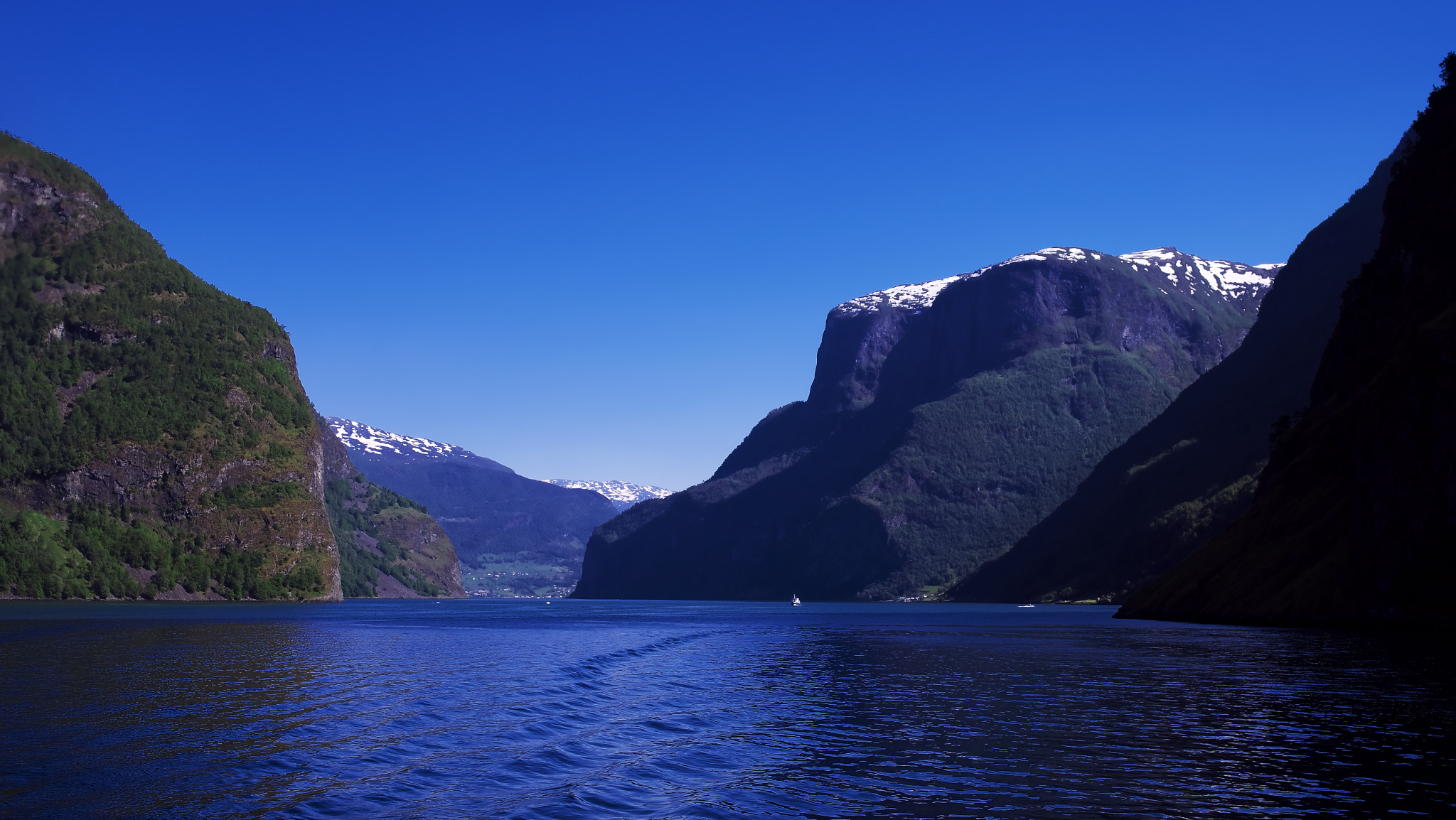 Pentax K-5 IIs + Pentax smc FA 31mm F1.8 AL Limited sample photo. Fjord photography