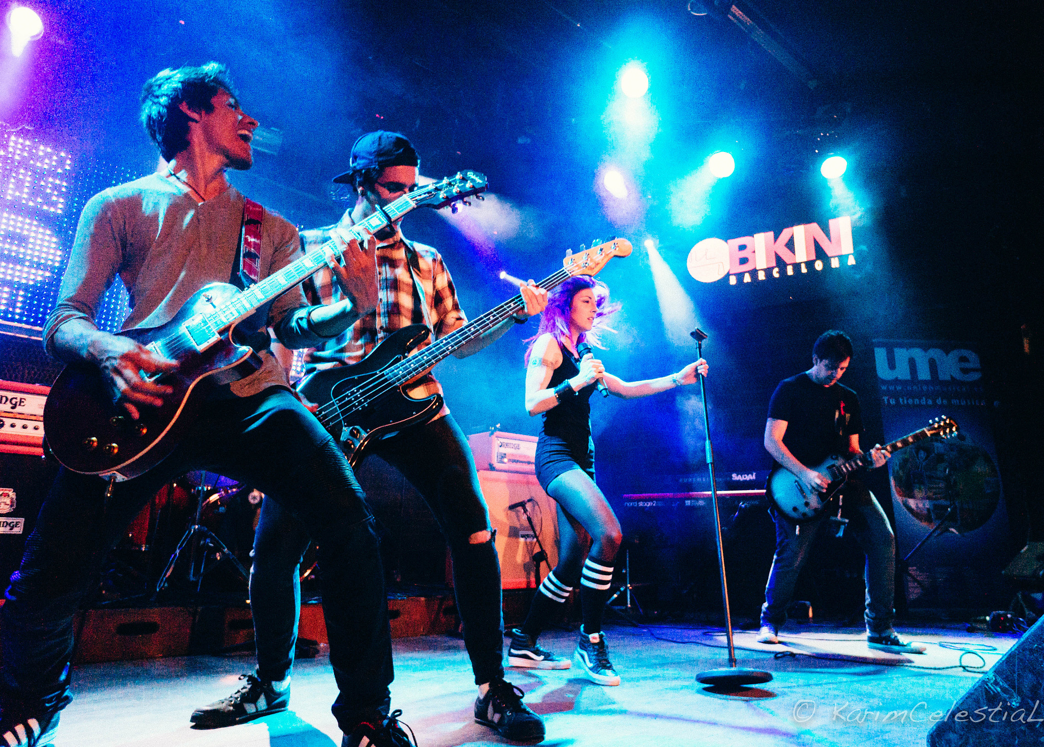 Sony Alpha NEX-5R + Sony E 16mm F2.8 sample photo. Rock band .. 13dias live photography