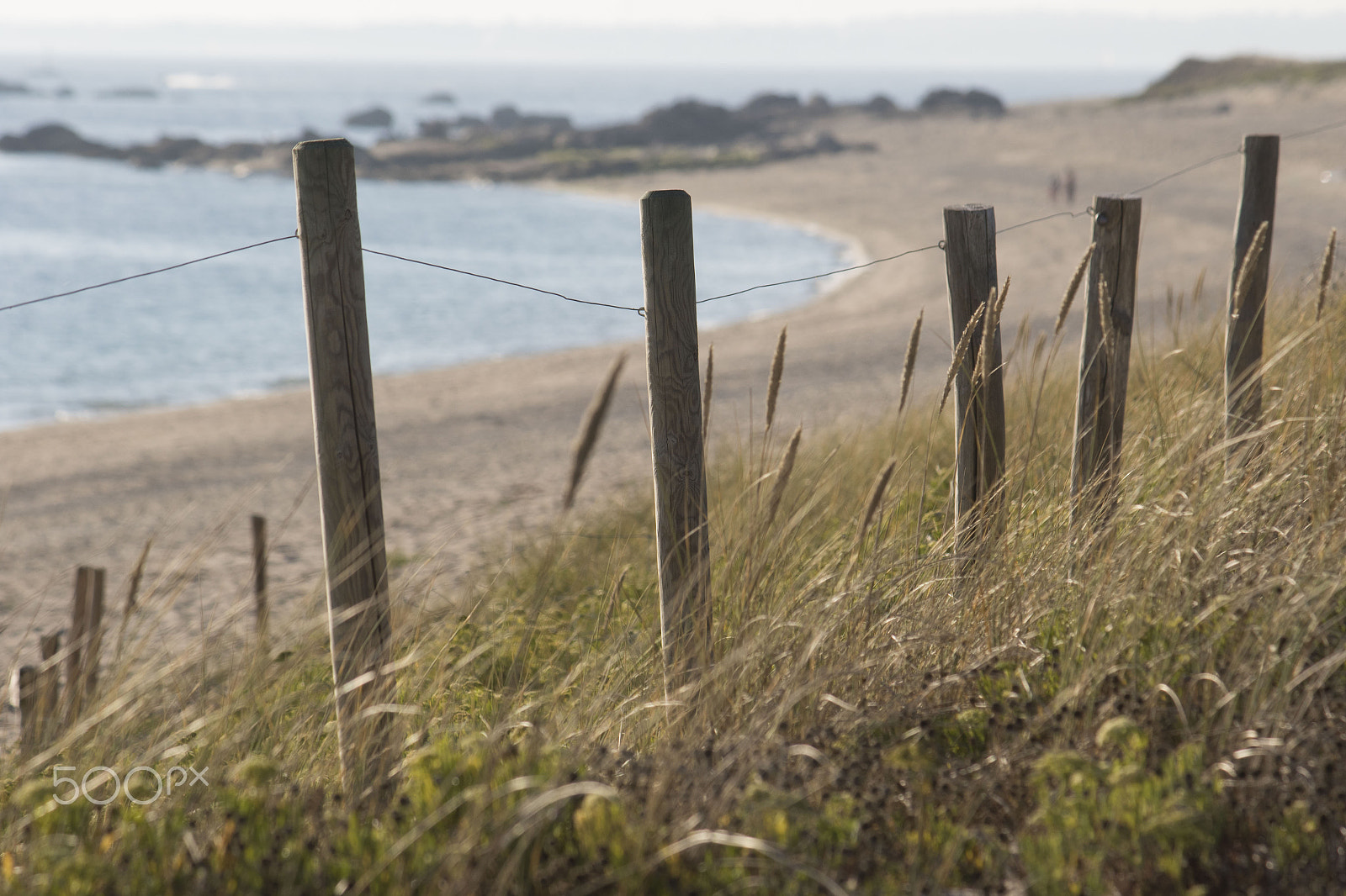 Canon EF-S 55-250mm F4-5.6 IS sample photo. Fence by the seashore photography