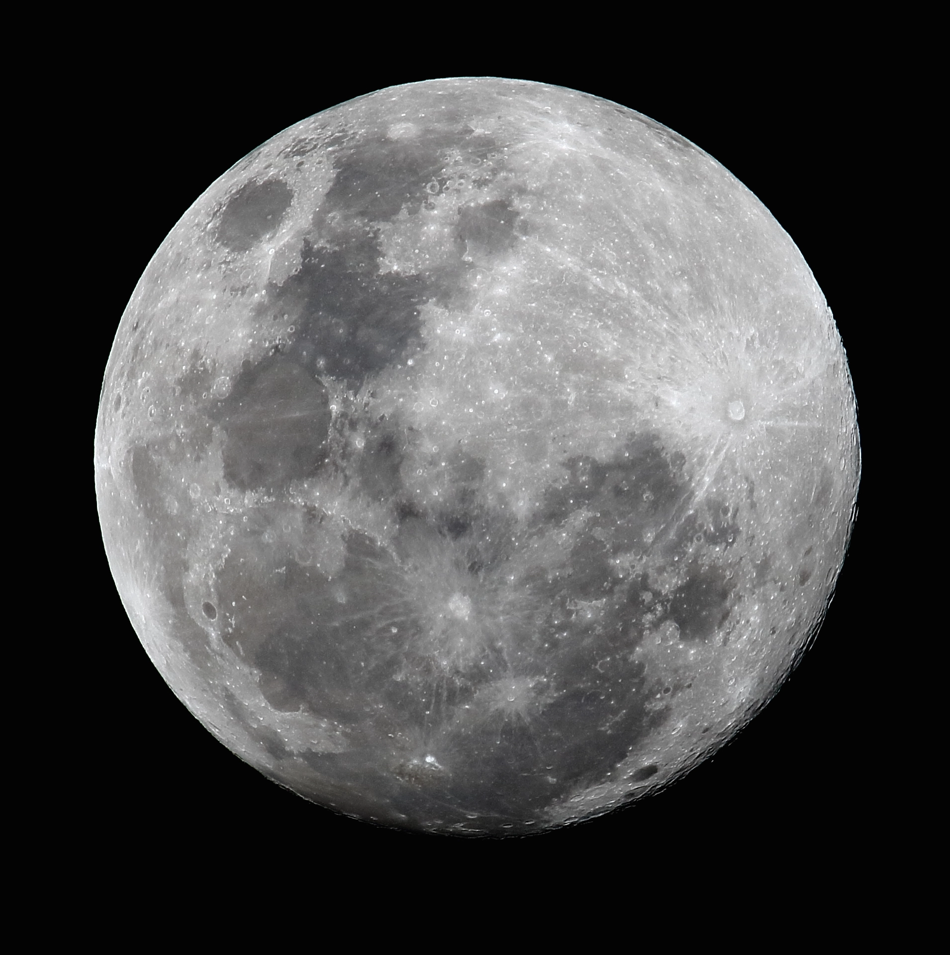 Tamron SP 150-600mm F5-6.3 Di VC USD sample photo. Super moon 2015 photography