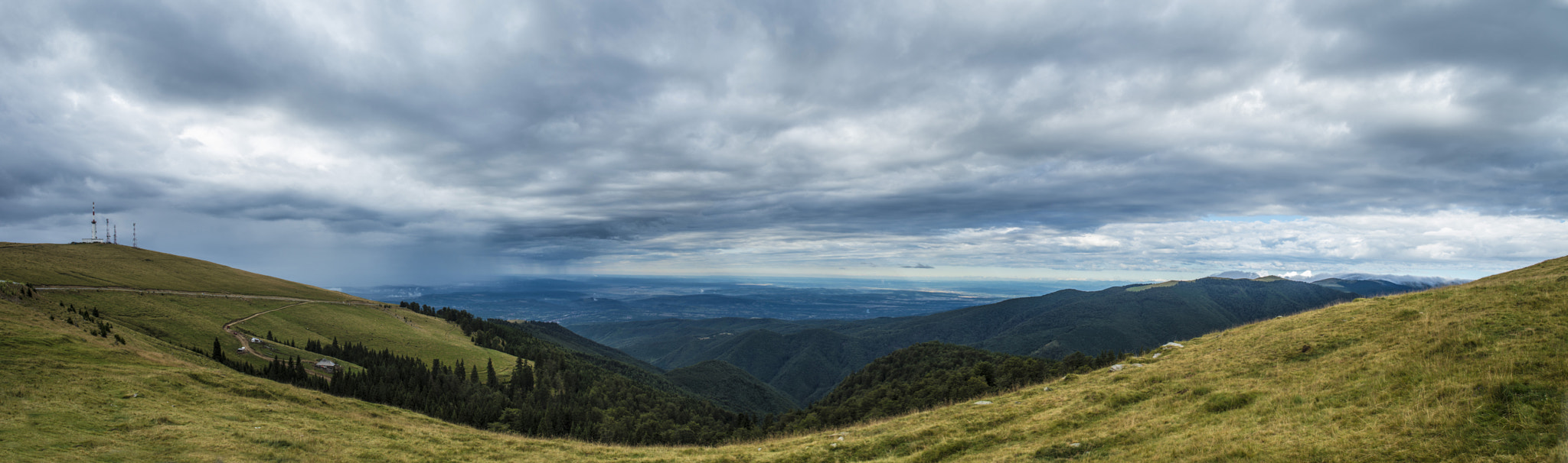 Nikon D800 + Sigma 24mm F1.8 EX DG Aspherical Macro sample photo. Transalpina panorama photography