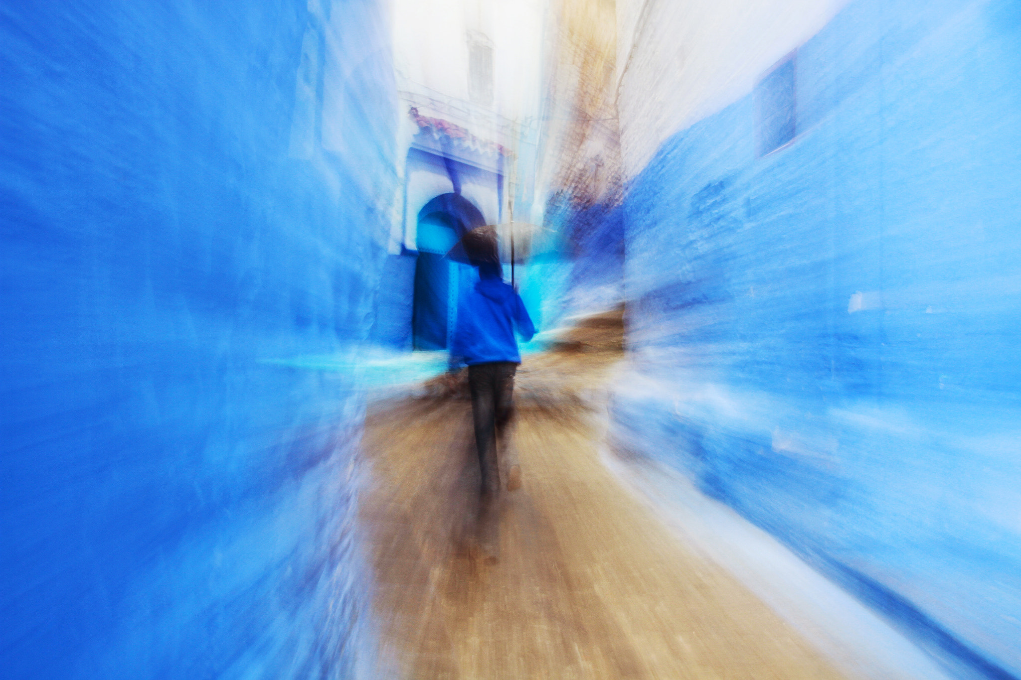 Sigma 17-35mm f/2.8-4 EX DG Aspherical HSM sample photo. Motion photography