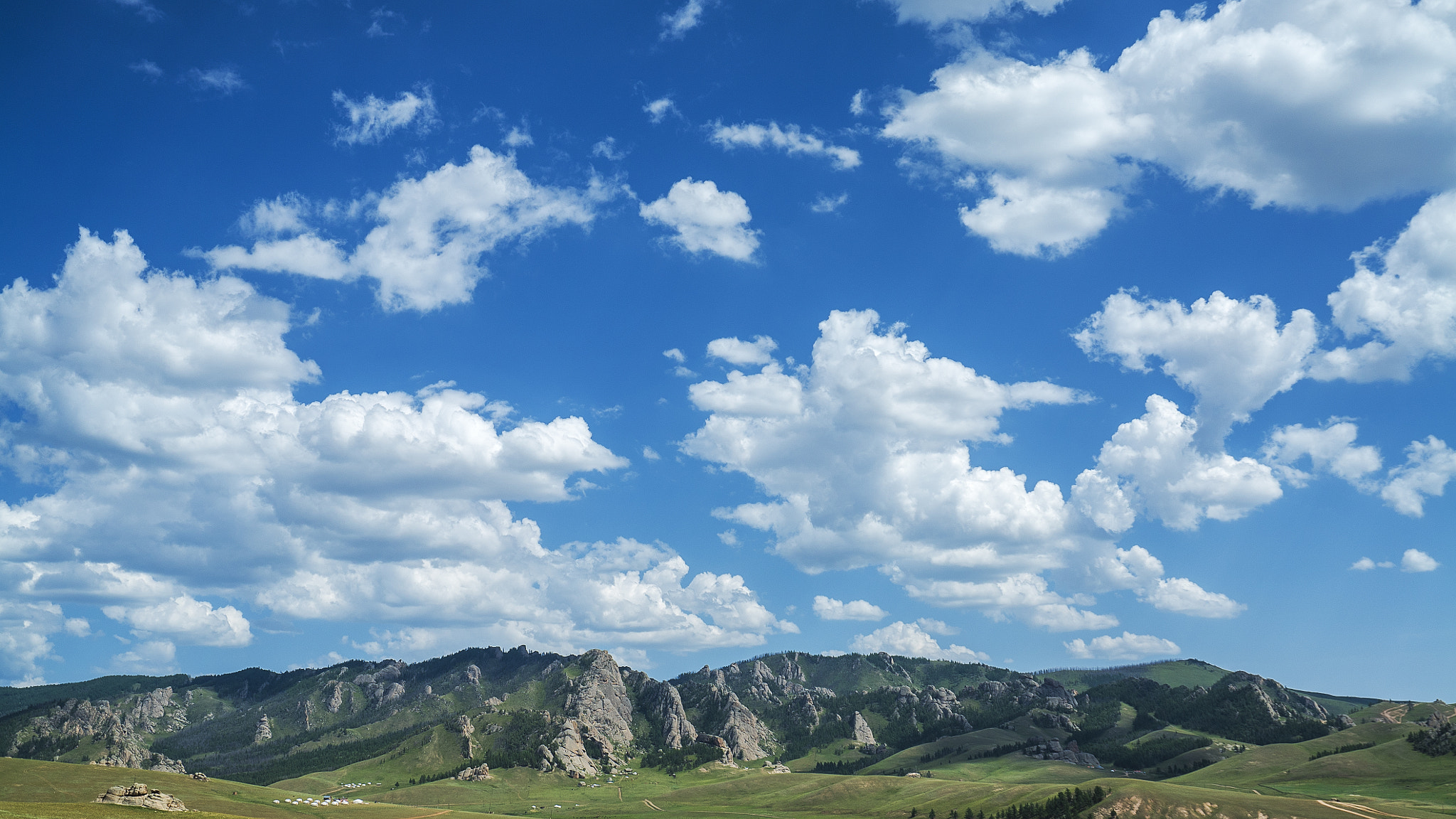 Sony a7S II + Sony Vario-Tessar T* FE 16-35mm F4 ZA OSS sample photo. Mongolia photography