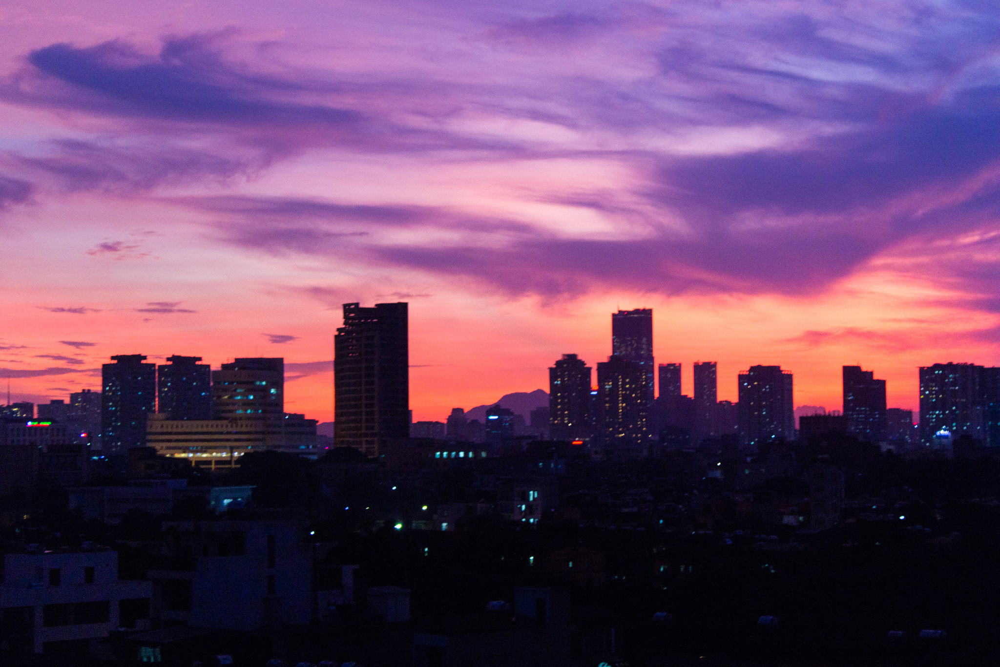 Canon EOS 100D (EOS Rebel SL1 / EOS Kiss X7) sample photo. Red sky photography