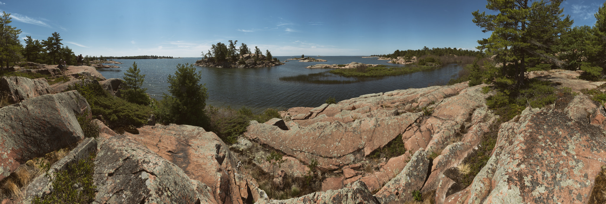 Sony a6300 + ZEISS Touit 12mm F2.8 sample photo. Killarney provincial park | ontario photography