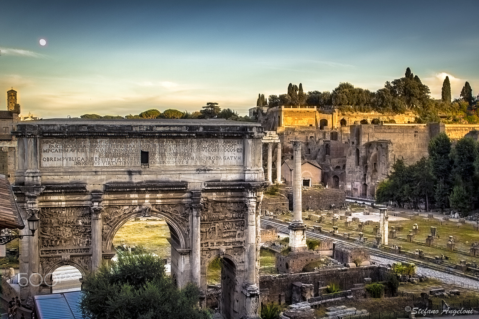 Canon EF 28-105mm f/3.5-4.5 USM sample photo. Cityscape rome italy photography