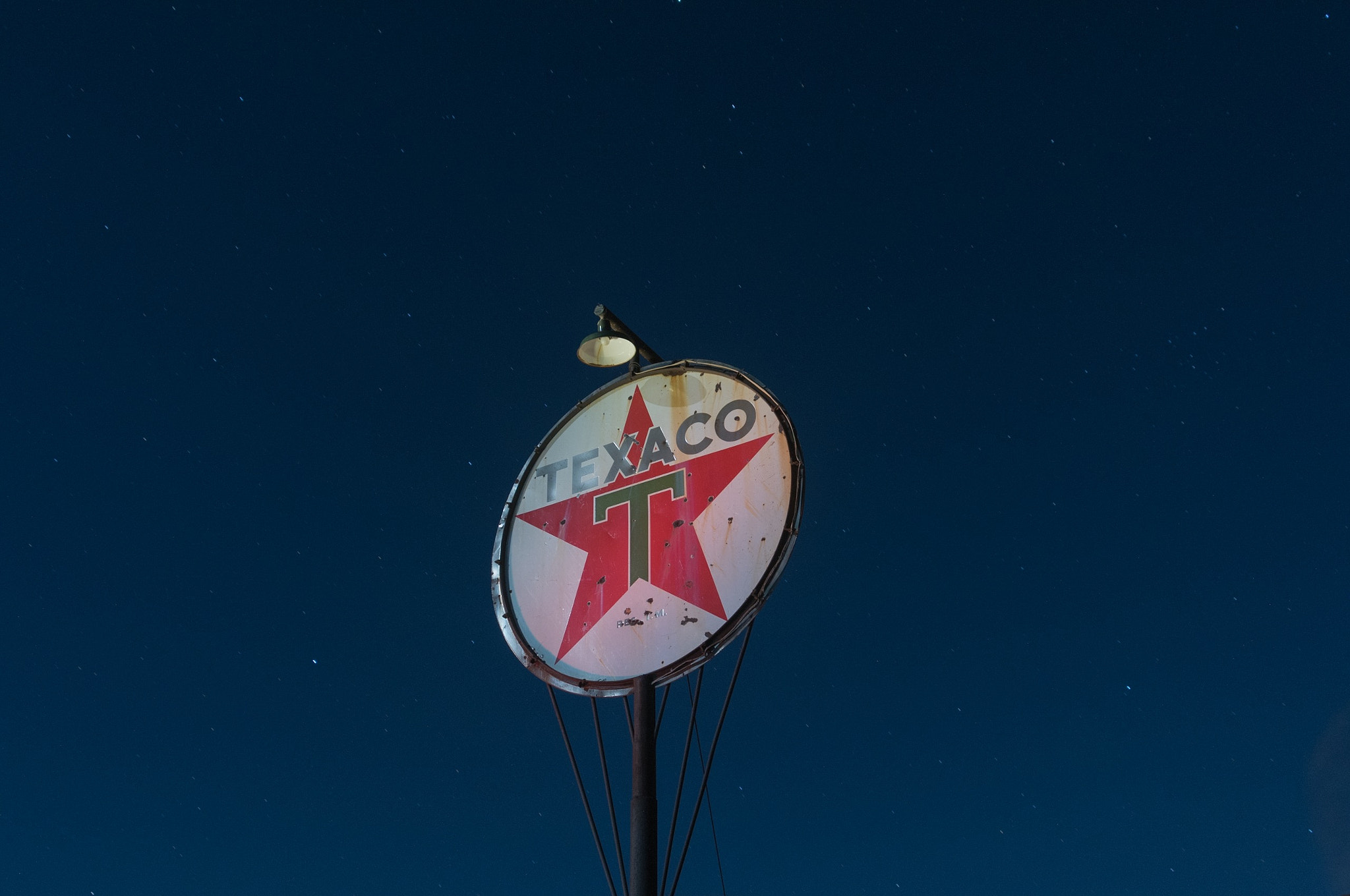 Tamron AF 28-300mm F3.5-6.3 XR Di LD Aspherical (IF) Macro sample photo. Texaco sign in nelson, nv. photography