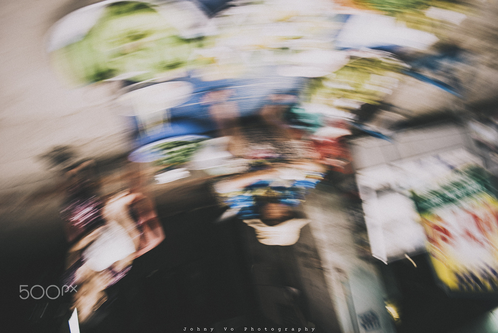 Nikon D80 sample photo. "a bit of peace between the crowded social" ig: streetman.0411 photography