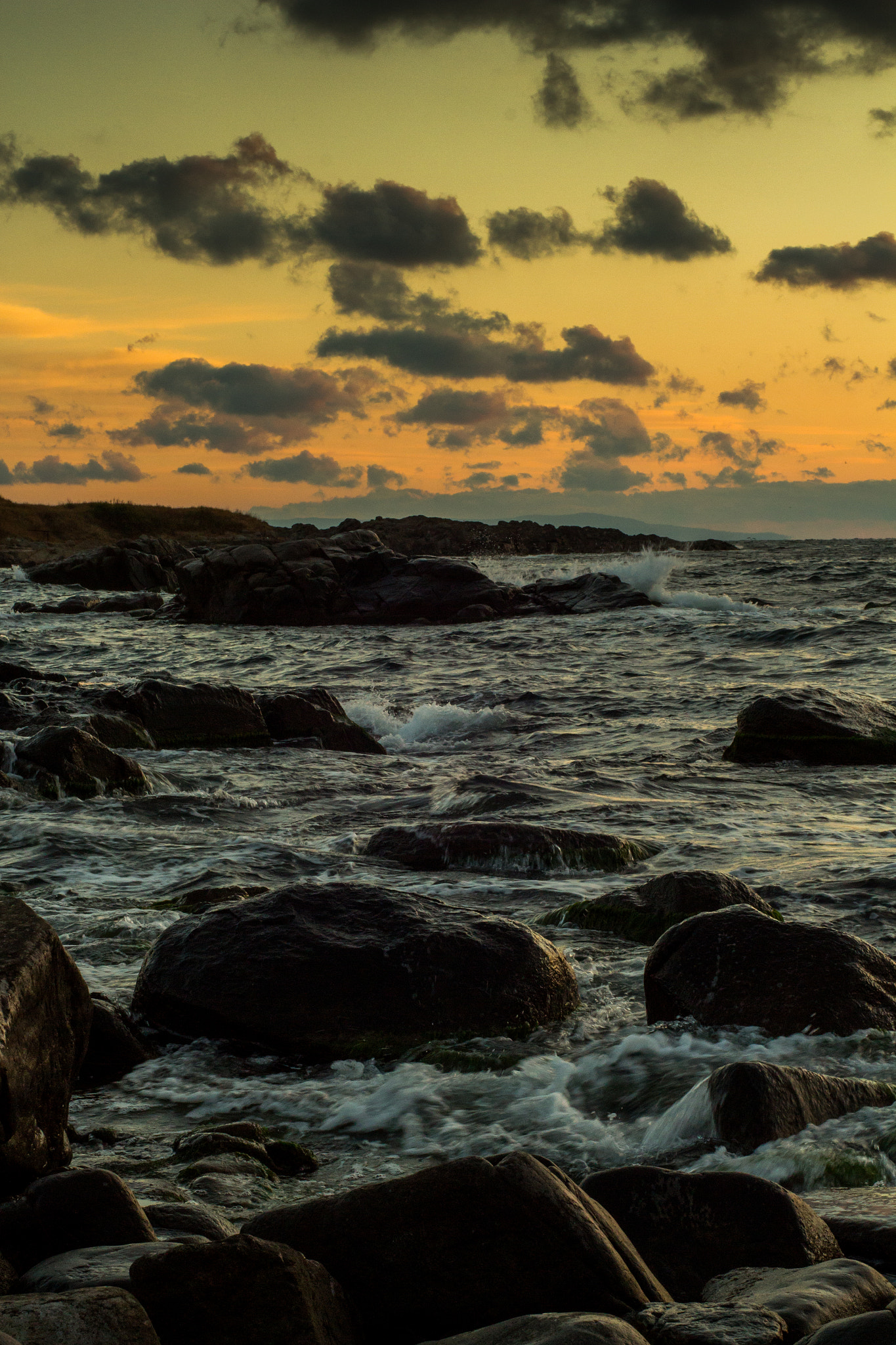 Canon EF 35-80mm f/4-5.6 sample photo. Chasing the sun photography