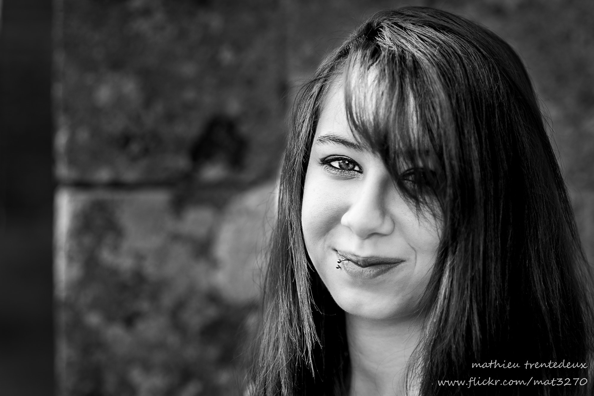 AF Nikkor 85mm f/1.8 sample photo. Samantha photography