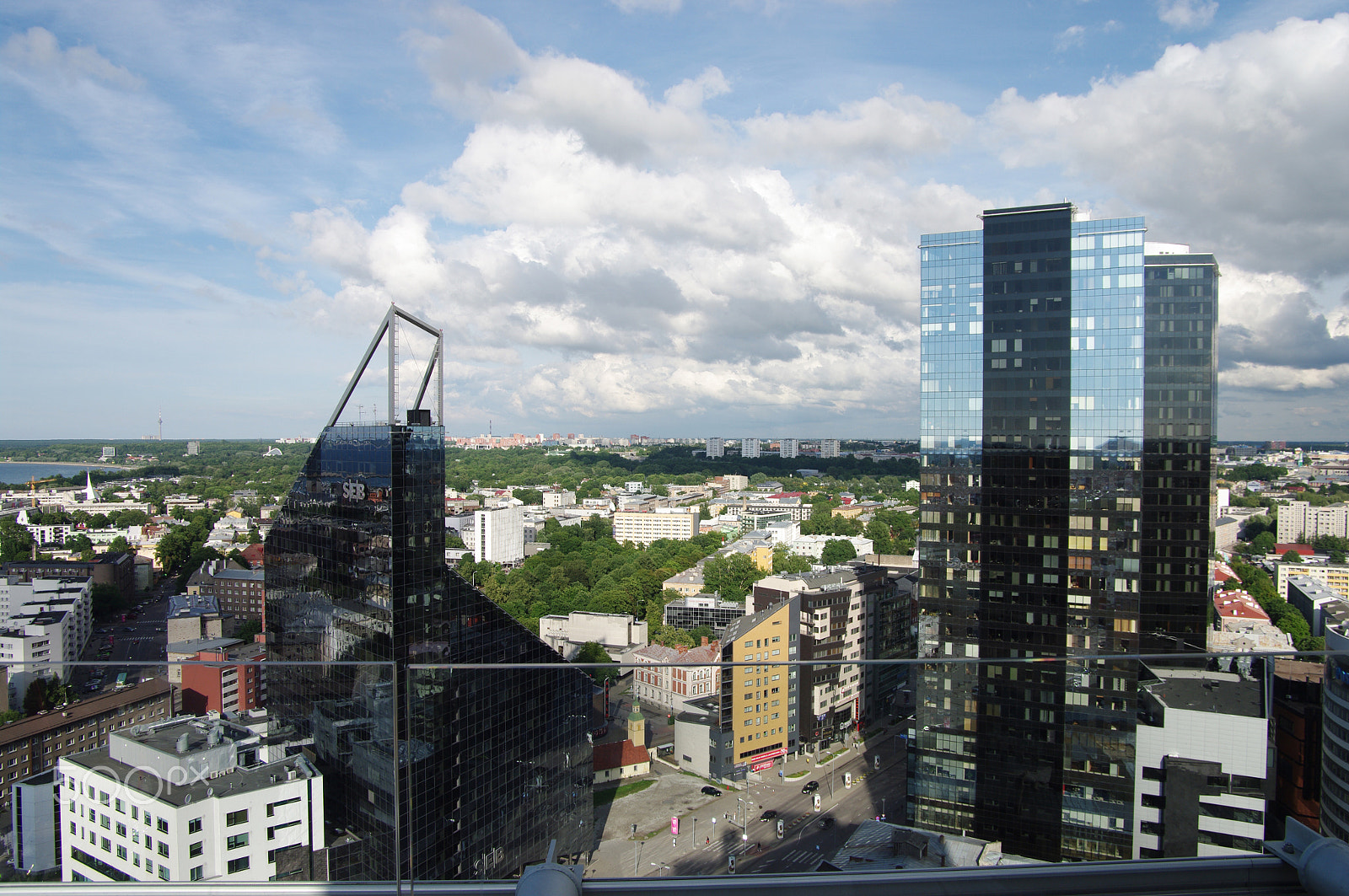 Pentax smc DA 16-45mm F4 ED AL sample photo. Tallinn photography