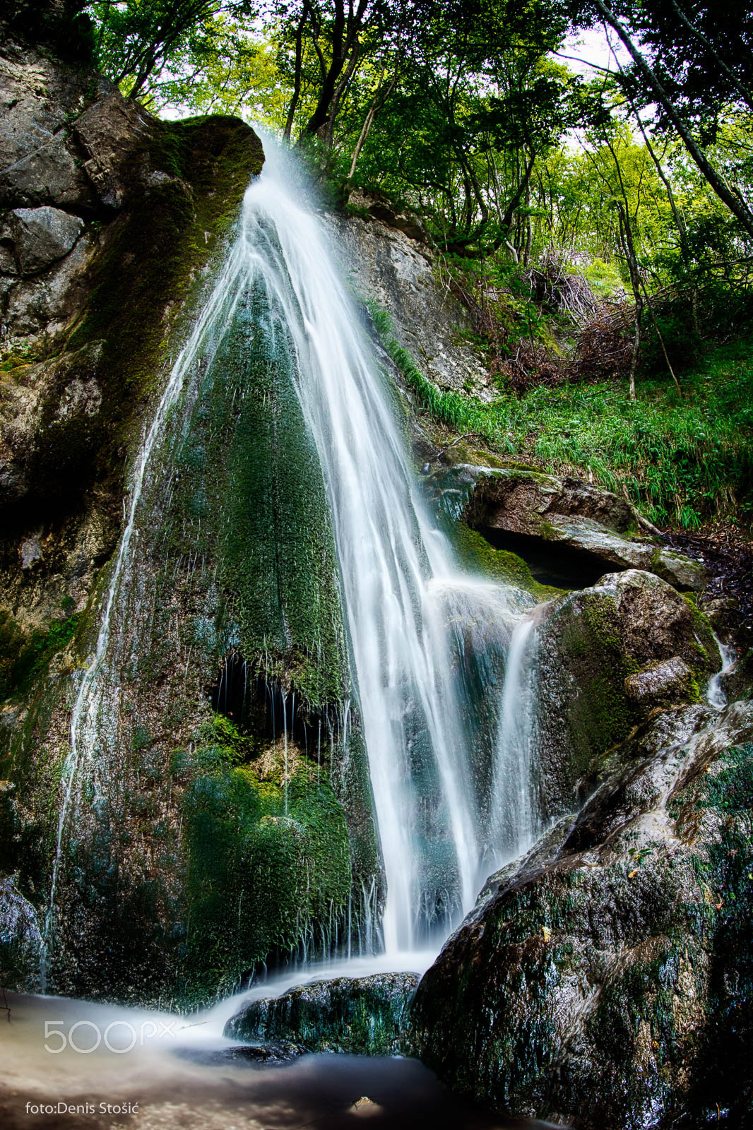 Sigma 15mm F2.8 EX DG Diagonal Fisheye sample photo. Sopote waterfall photography