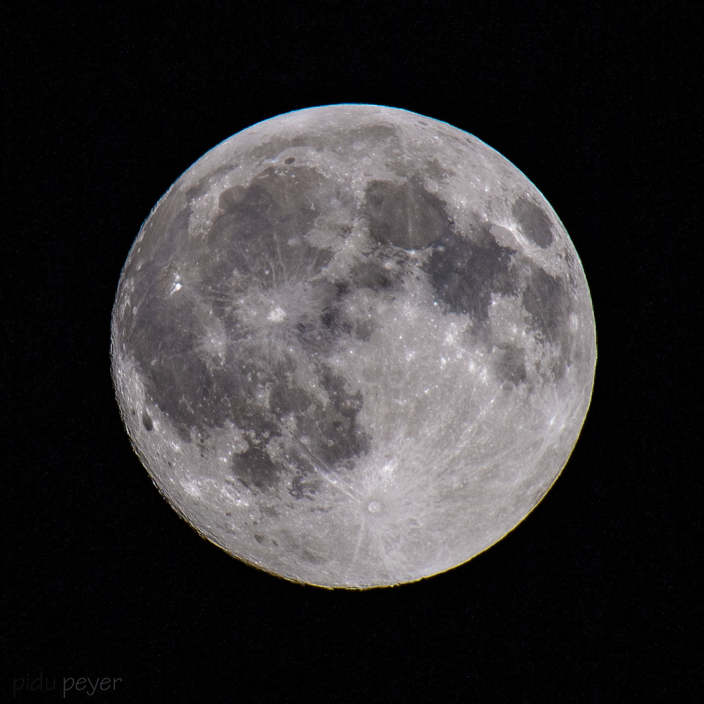 Nikon AF-S Nikkor 200-500mm F5.6E ED VR sample photo. Actual moon phase in tuscany photography