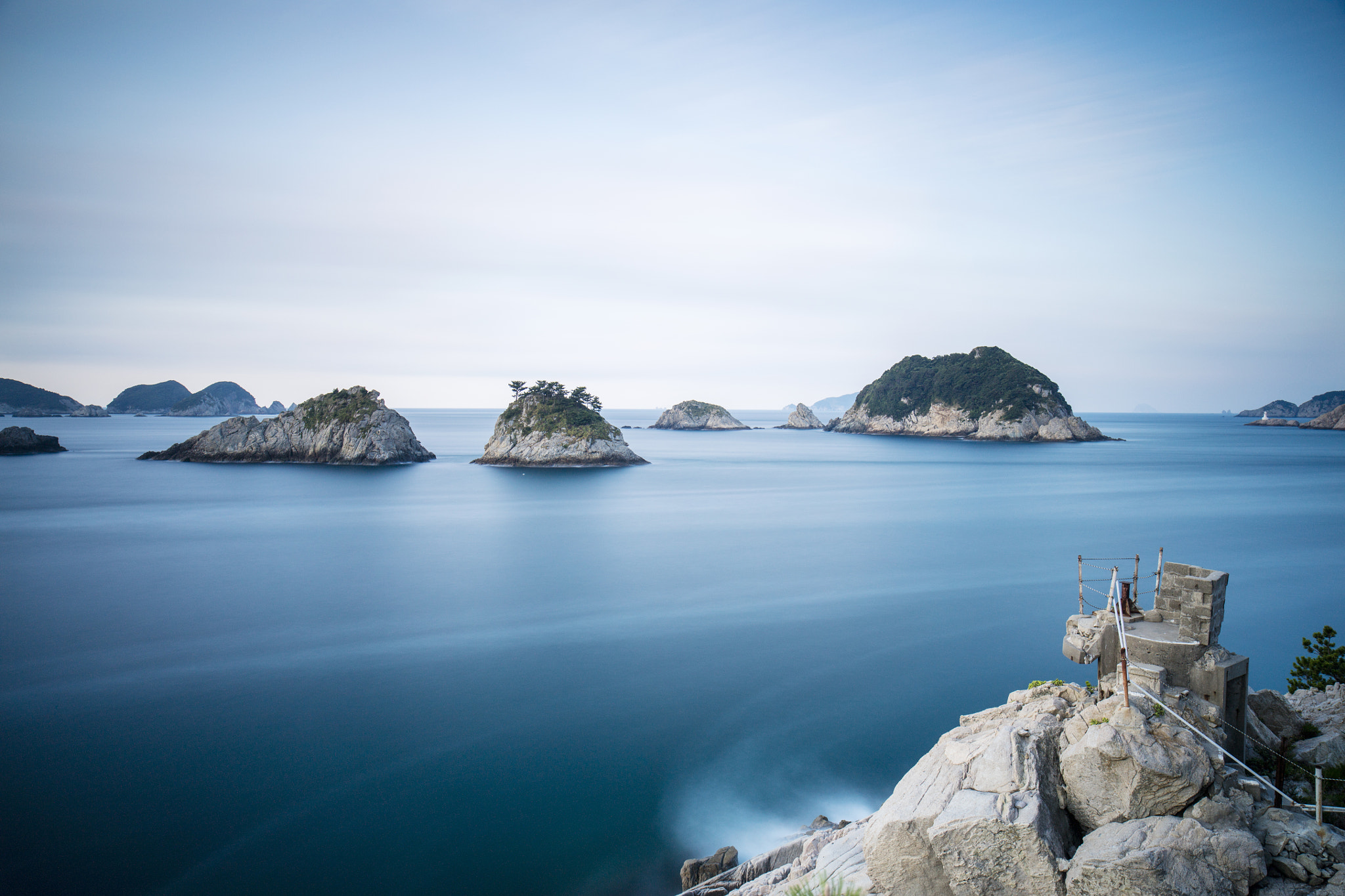 Canon EOS 5DS sample photo. Sweeping past photography