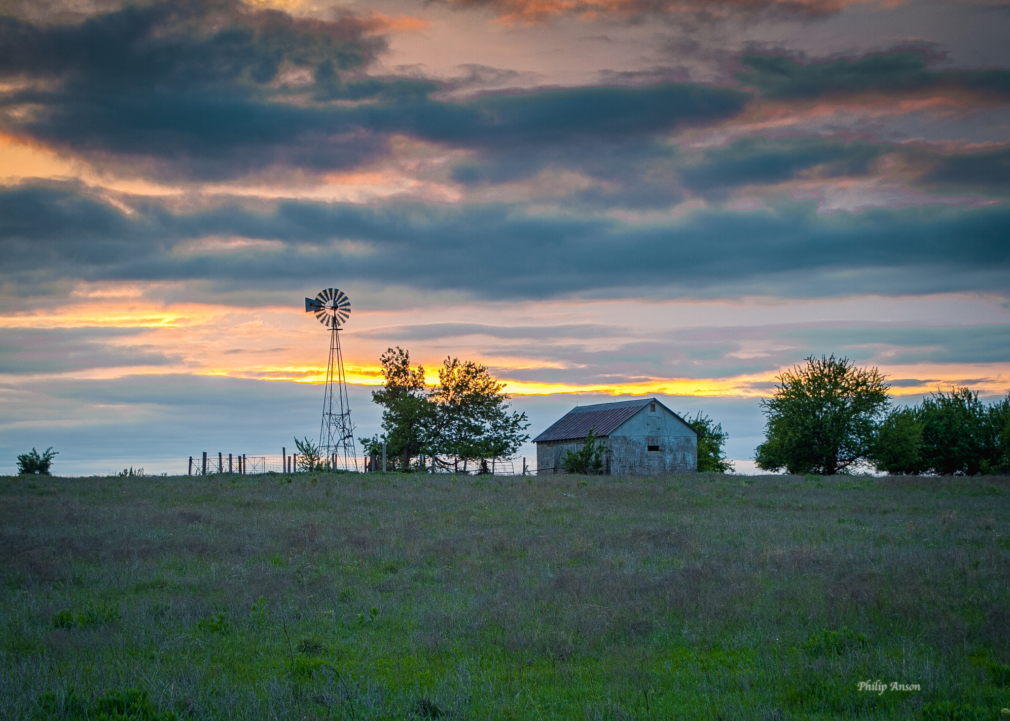 Canon EOS 7D + Tamron AF 18-270mm F3.5-6.3 Di II VC LD Aspherical (IF) MACRO sample photo. Sunset and windmill photography