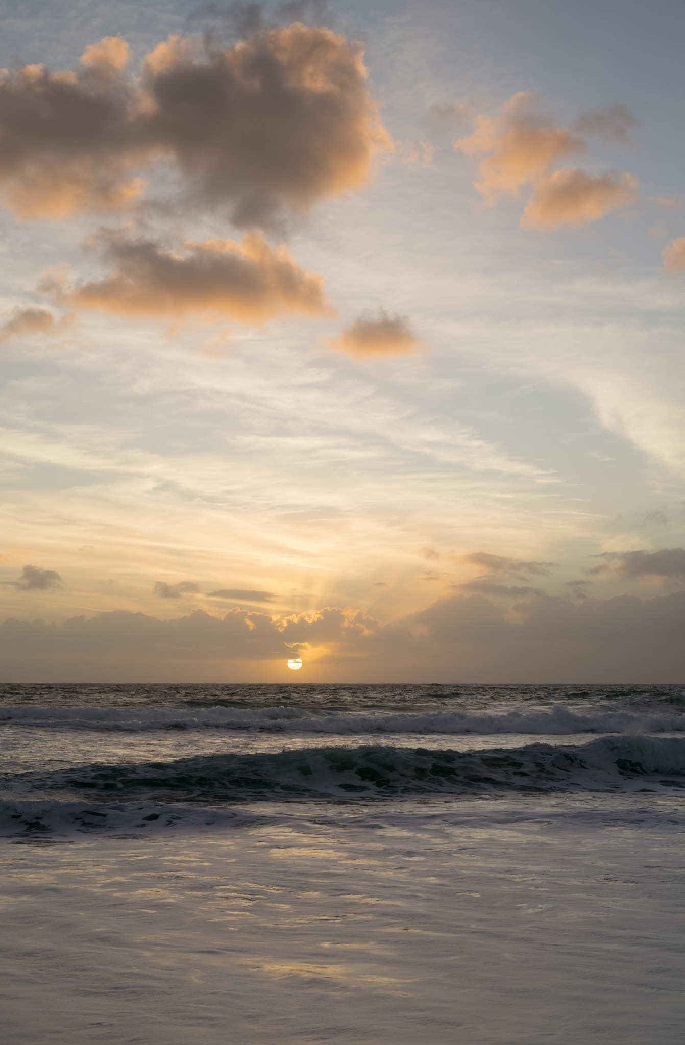 Sony a7R II + Sony FE 50mm F1.8 sample photo. Spirits bay sunset photography