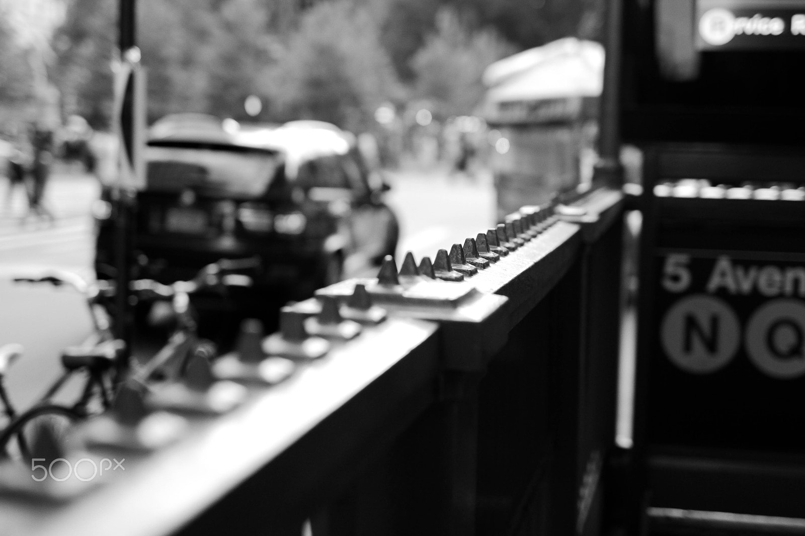 Canon EOS 7D + Canon EF 35mm F1.4L USM sample photo. Blur photography