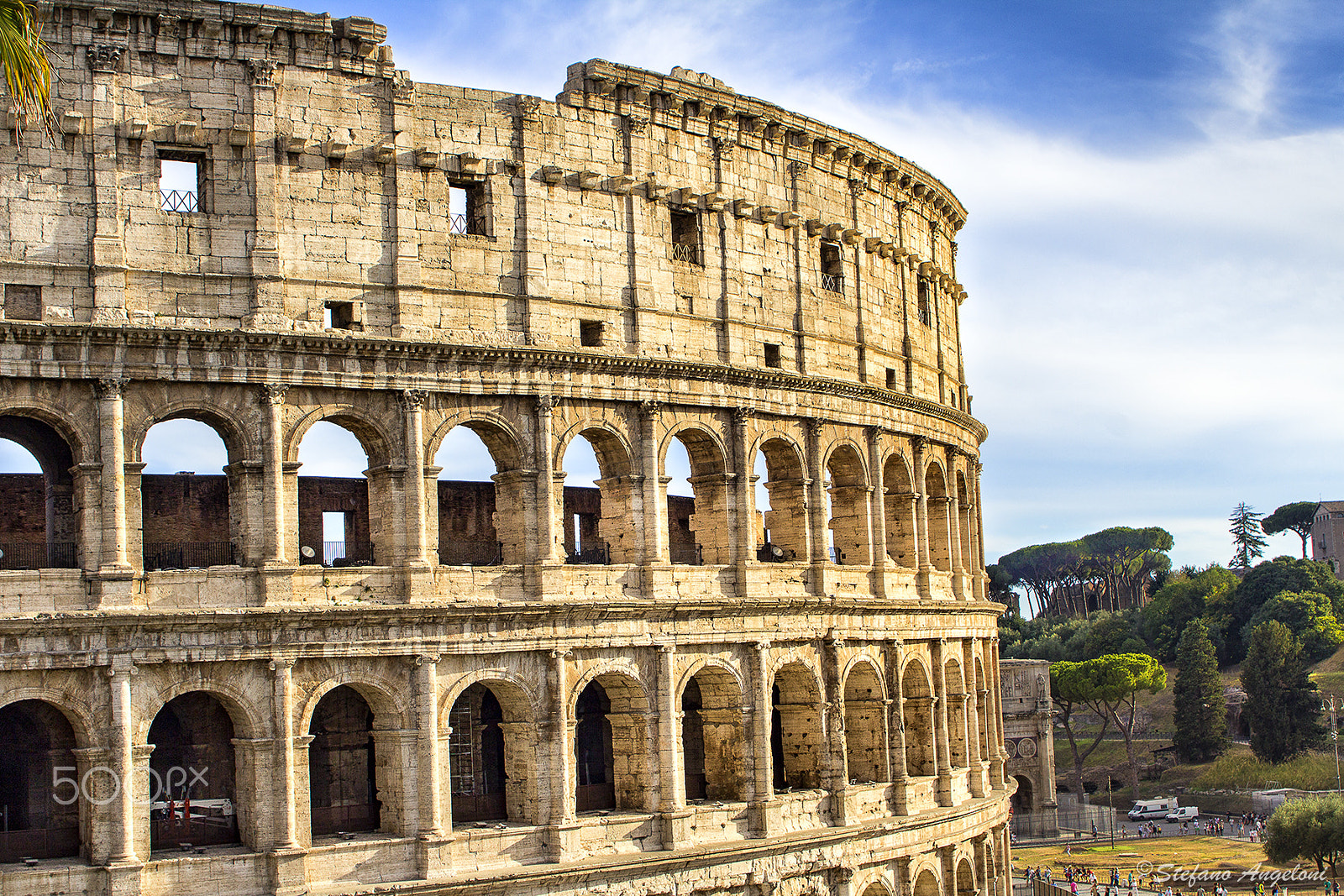 Canon EF 28-105mm f/3.5-4.5 USM sample photo. Colosseum photography