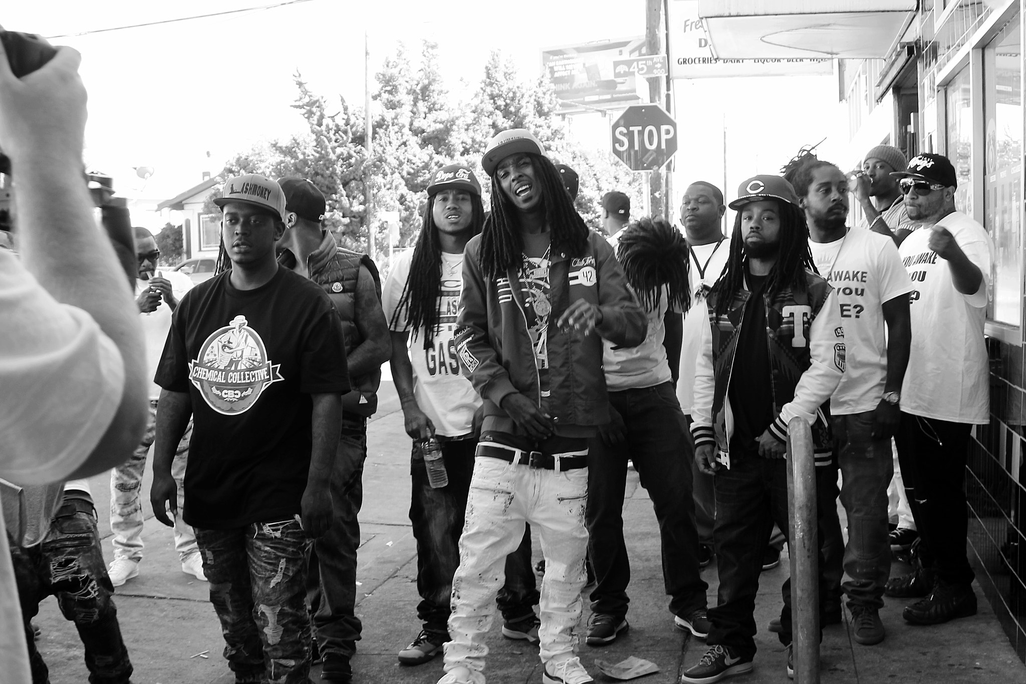 Canon EOS 1100D (EOS Rebel T3 / EOS Kiss X50) sample photo. Pull up. (music video shoot) photography