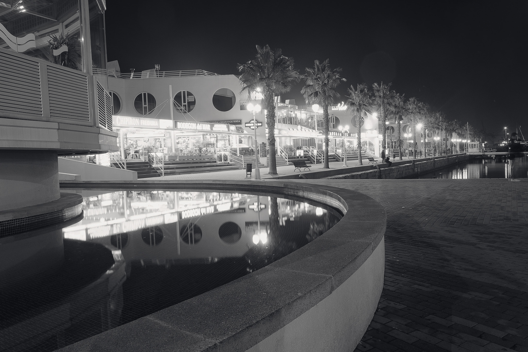 Fujifilm X-M1 + Fujifilm XF 18-55mm F2.8-4 R LM OIS sample photo. Paseando por el puerto de alicante photography