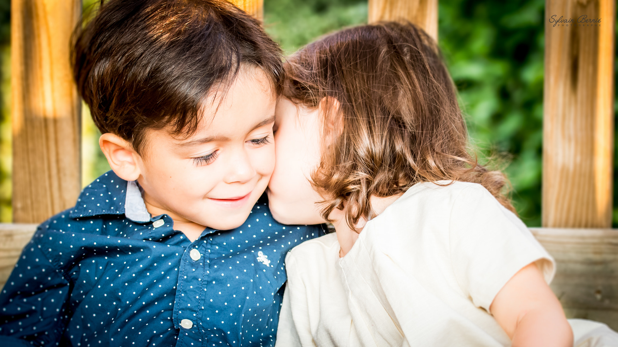 Nikon AF-S Nikkor 70-200mm F4G ED VR sample photo. Secret d'enfant photography