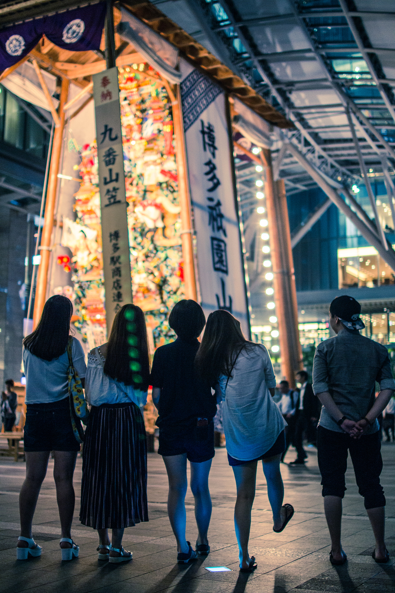 Sigma 30mm F1.4 EX DC HSM sample photo. With friends photography