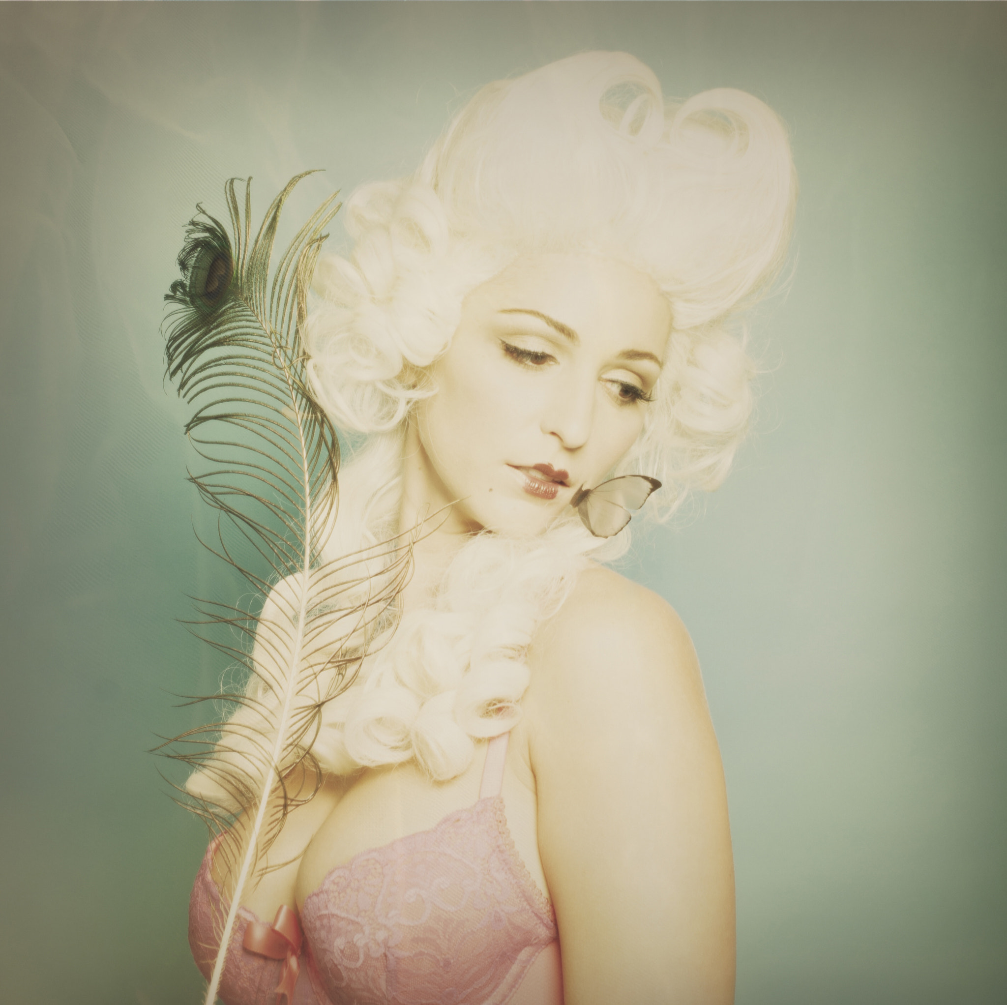 Nikon D5000 + Nikon AF Nikkor 50mm F1.8D sample photo. Marie antoinette was a romantic photography