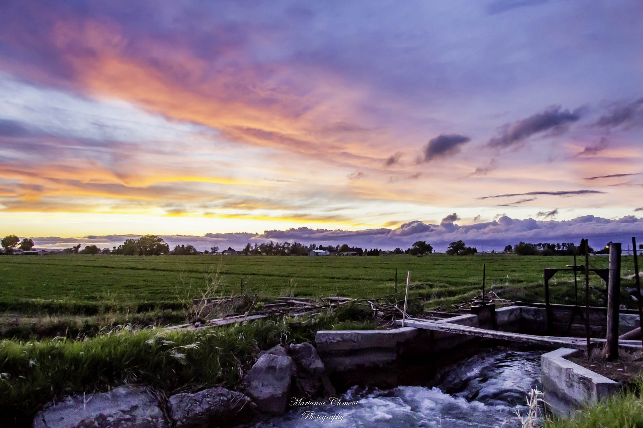 Canon EF-S 17-85mm F4-5.6 IS USM sample photo. Sunset over idaho farmland photography